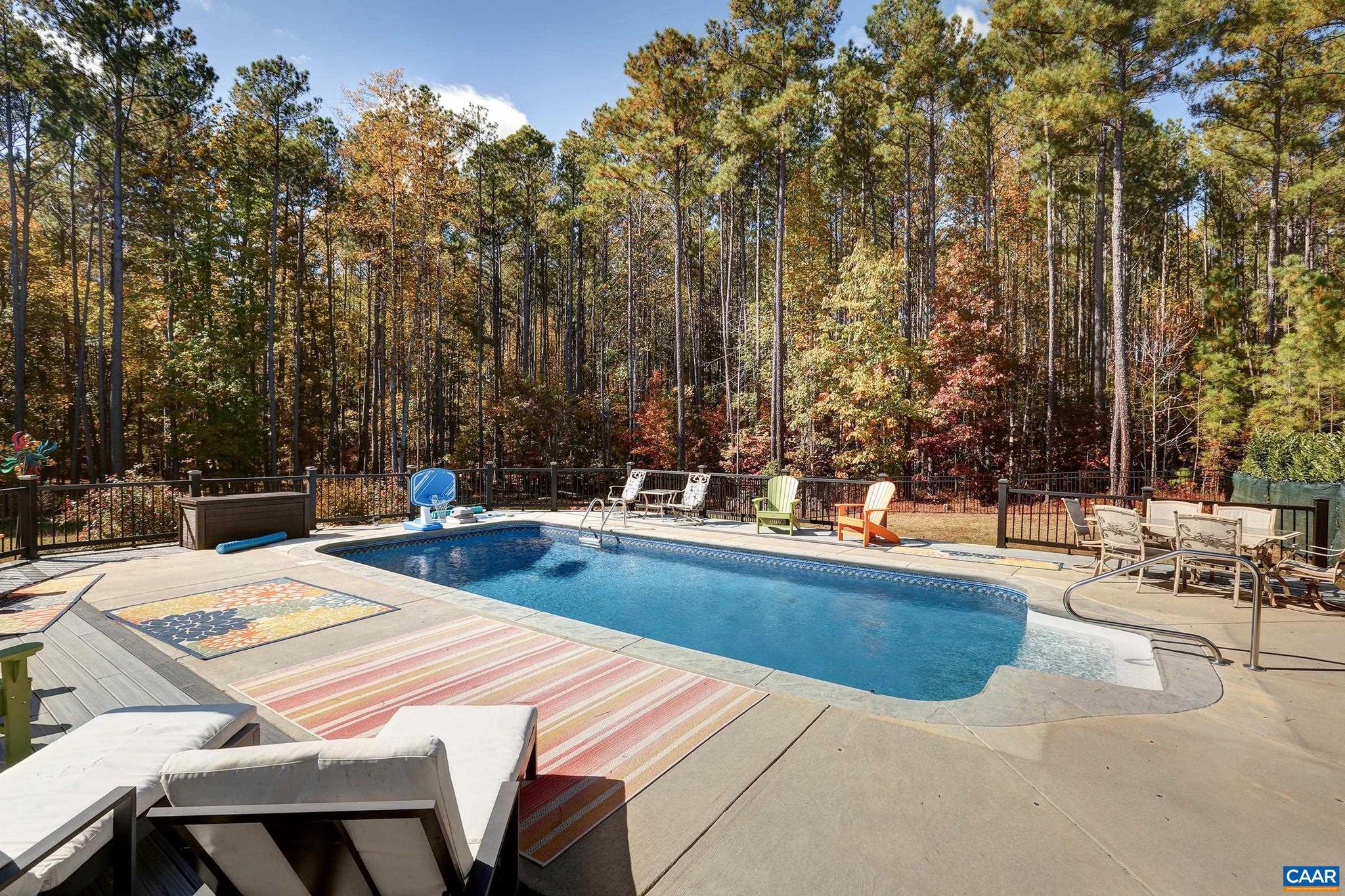 THE WATERS - Residential