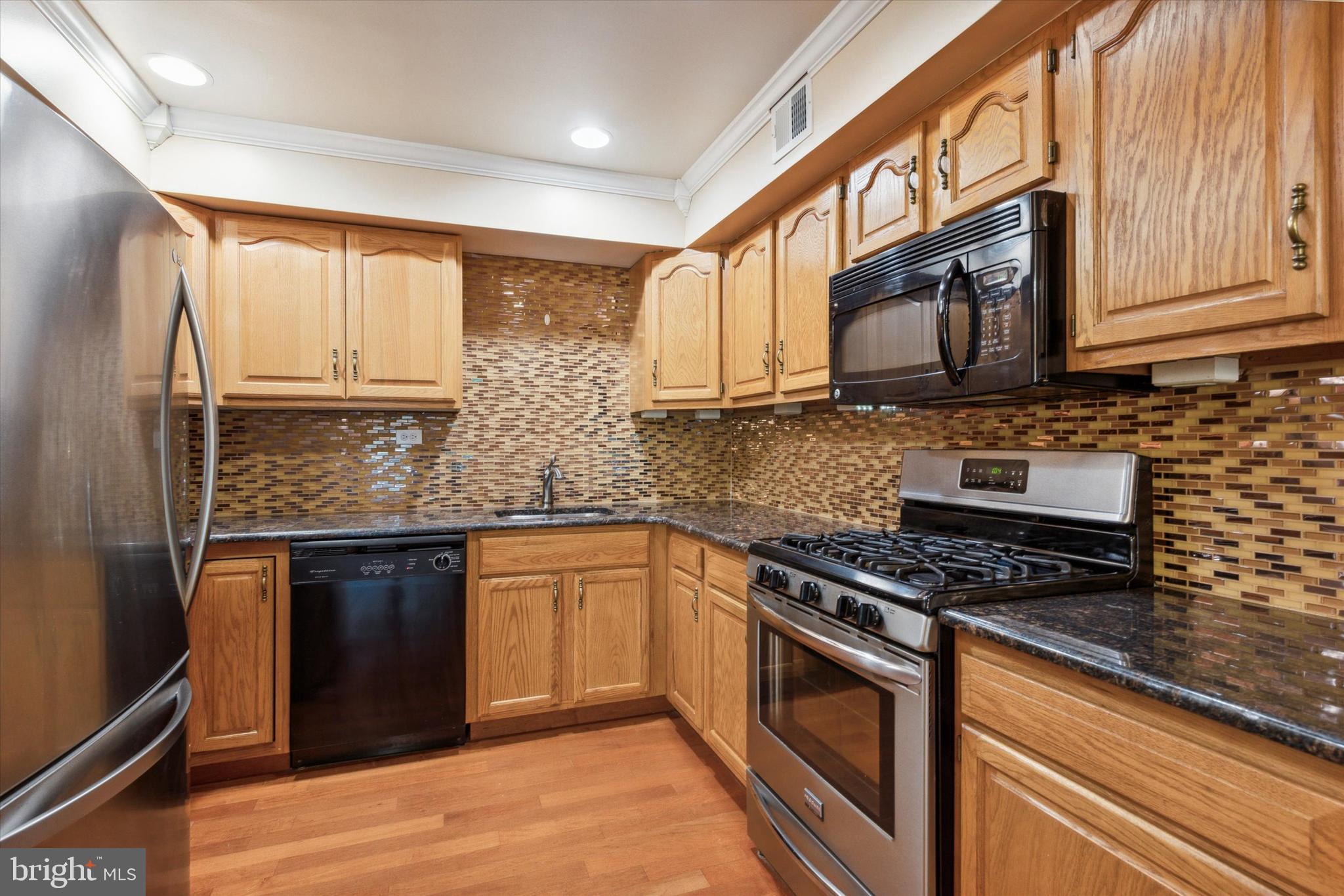 STONY CREEK - Residential