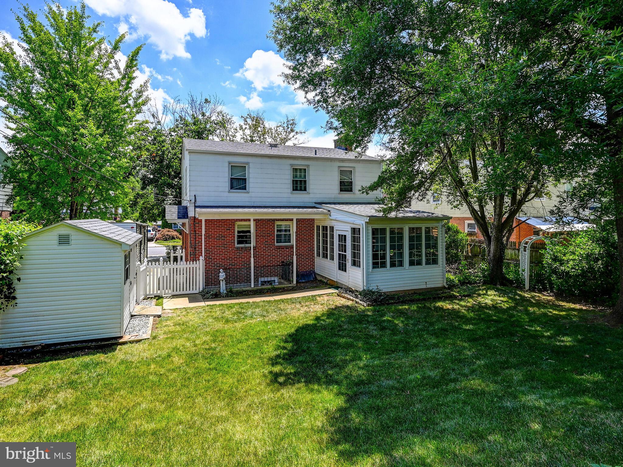 VILLA VUE EAST - Residential