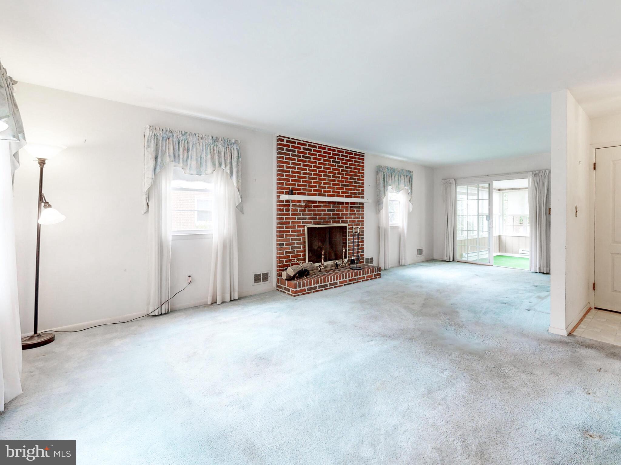 VILLA VUE EAST - Residential