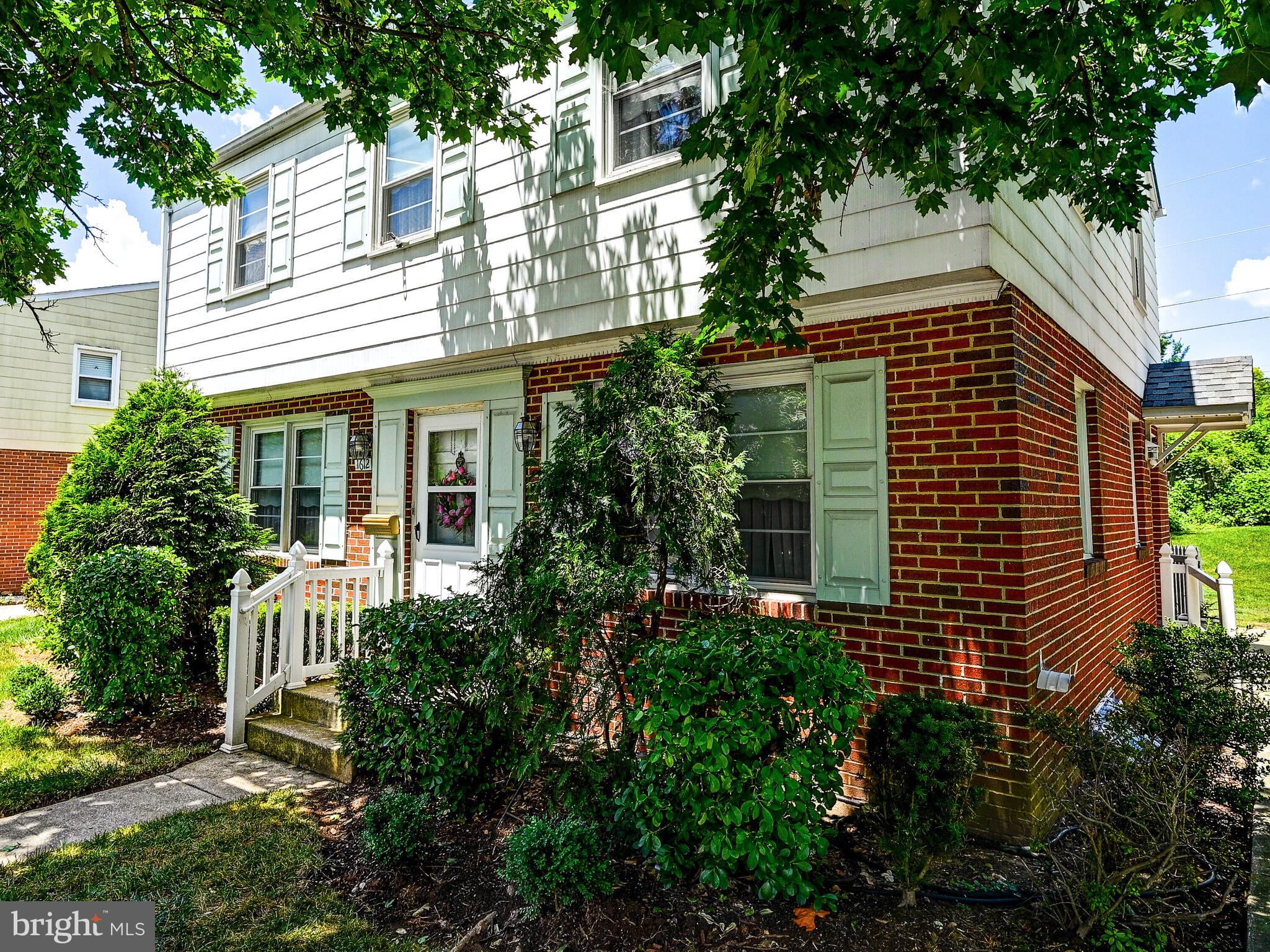 VILLA VUE EAST - Residential