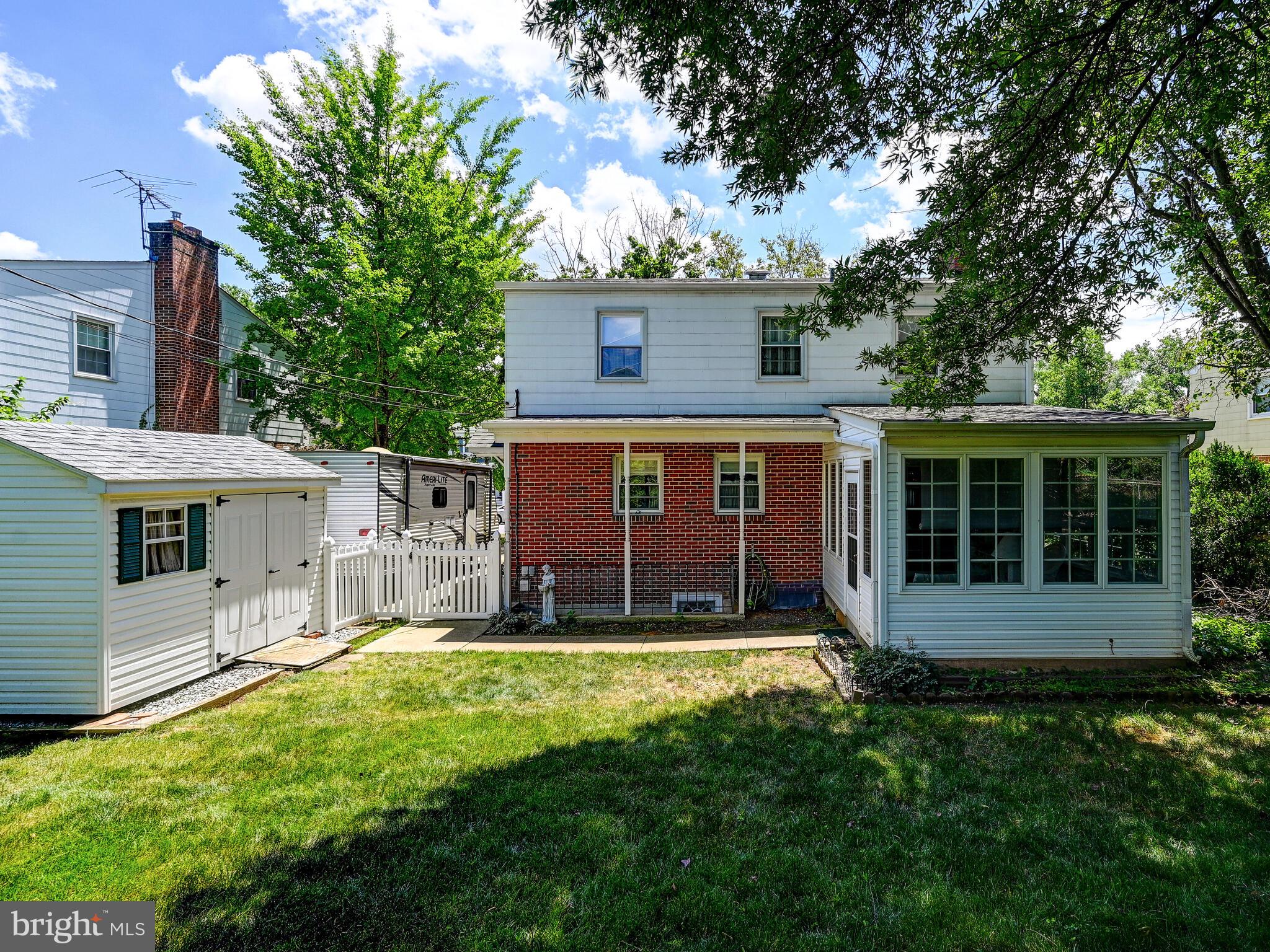 VILLA VUE EAST - Residential