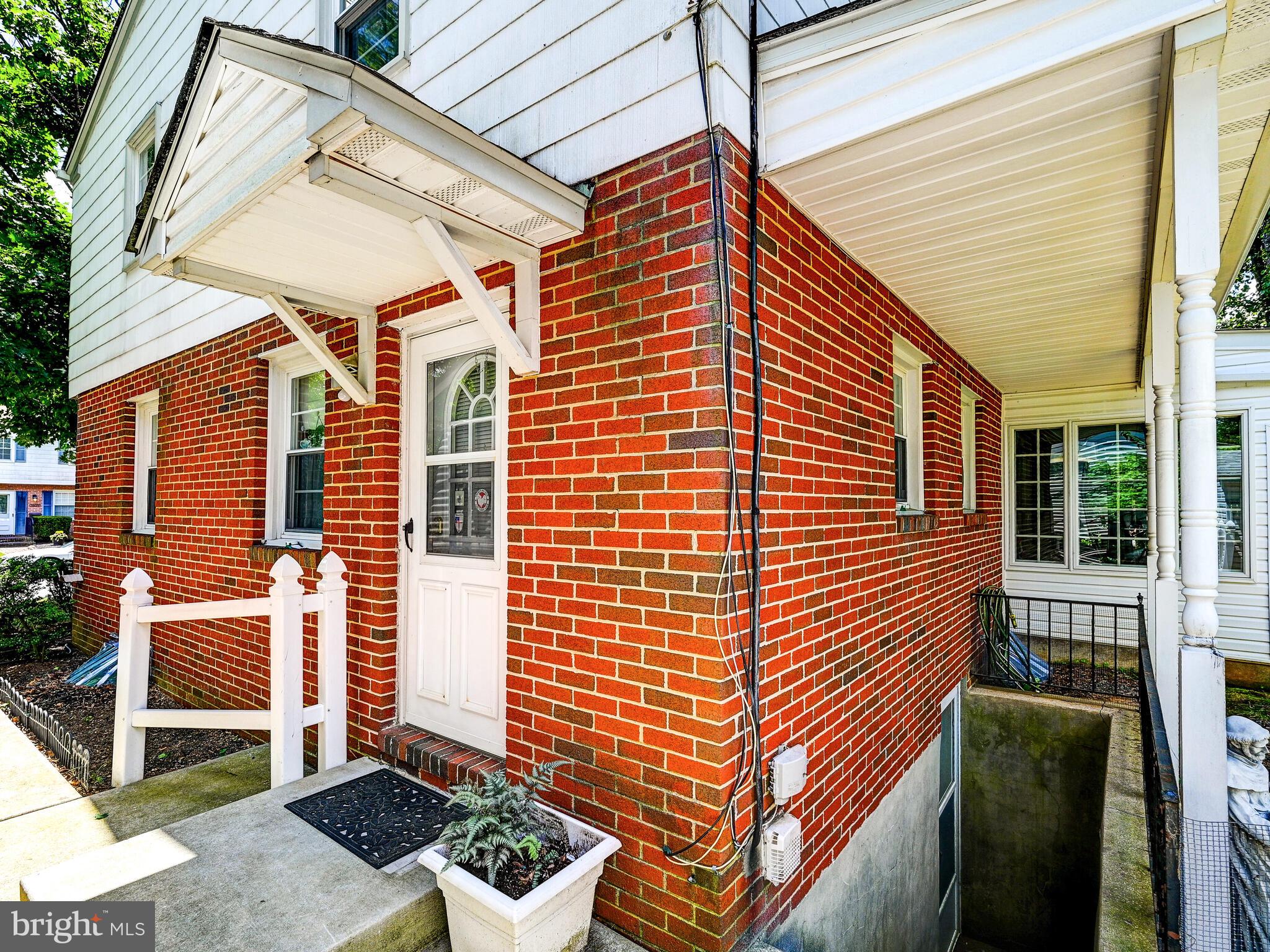 VILLA VUE EAST - Residential