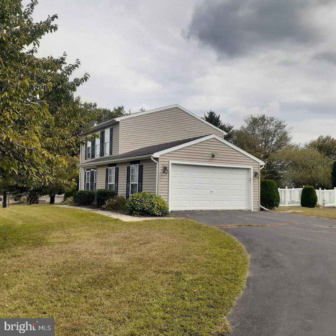 30 MEADOW BROOK DRIVE