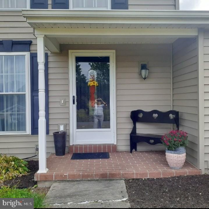 30 MEADOW BROOK DRIVE