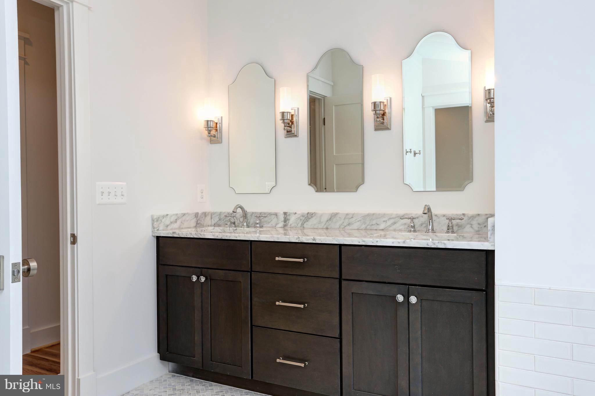 DEL RAY - Residential