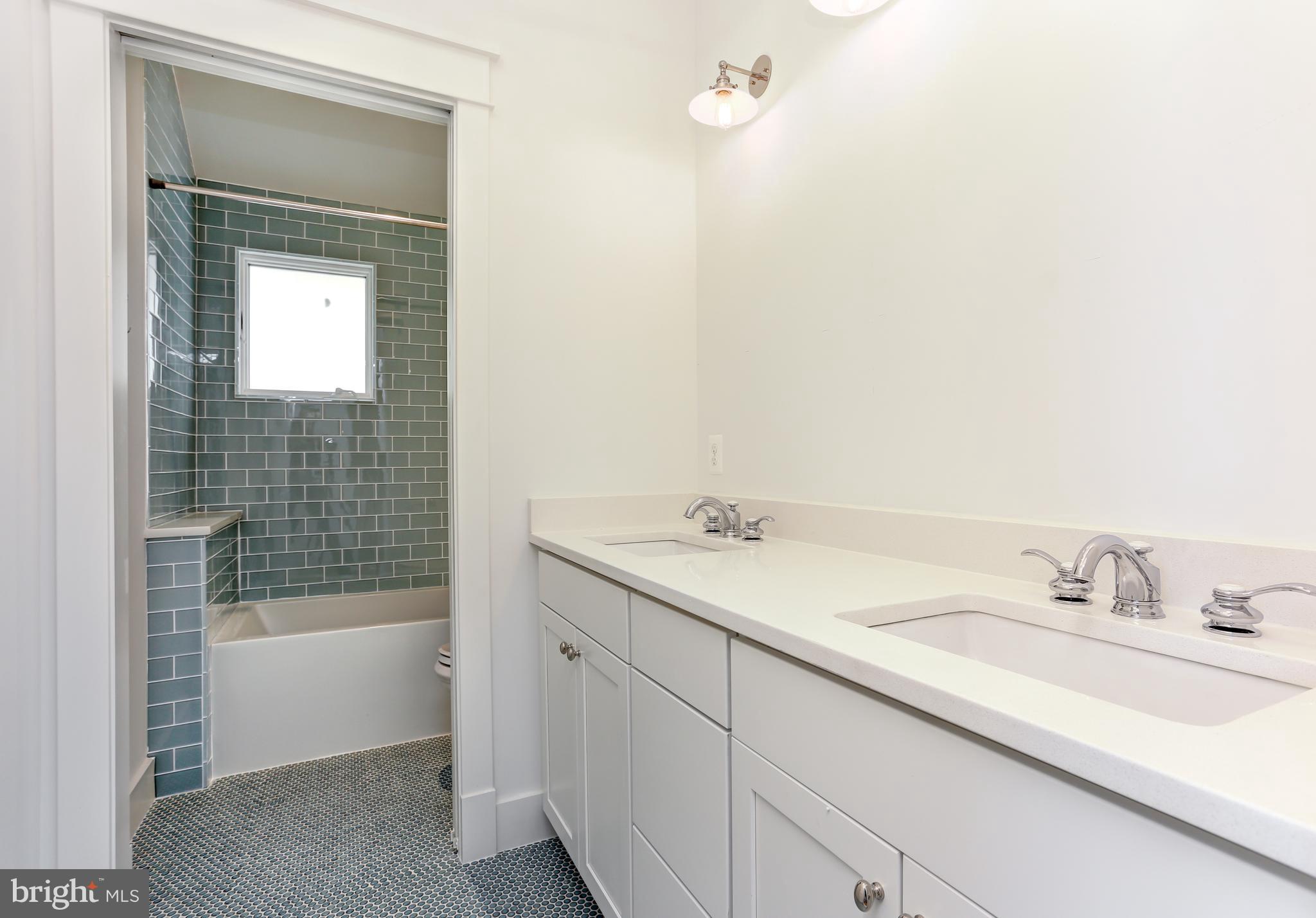 DEL RAY - Residential