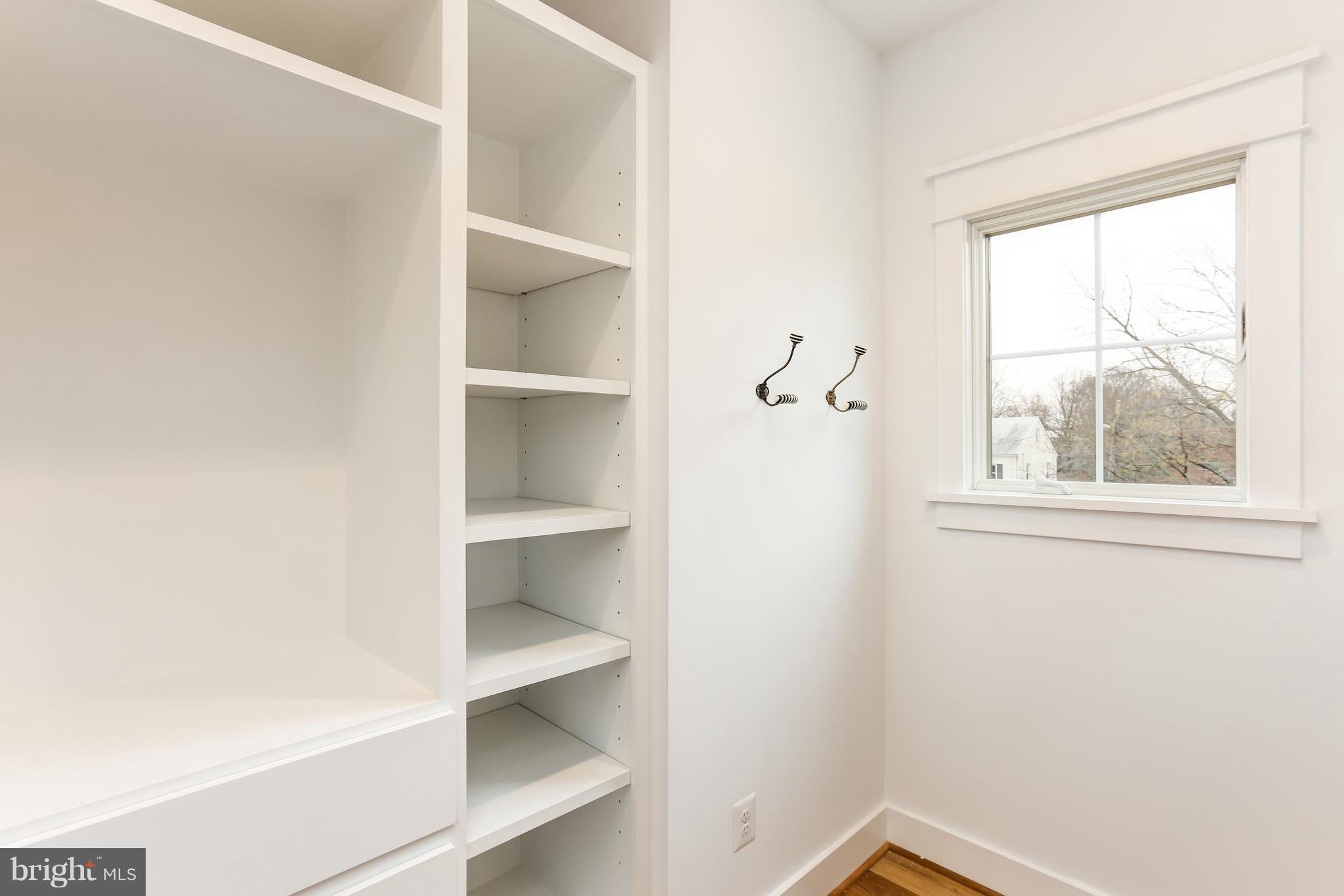 DEL RAY - Residential