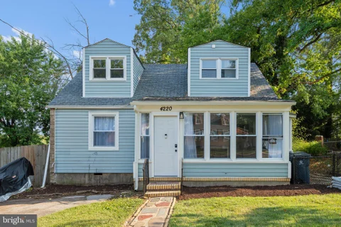4220 71st Avenue, Hyattsville, MD 20784 - #: MDPG2212180