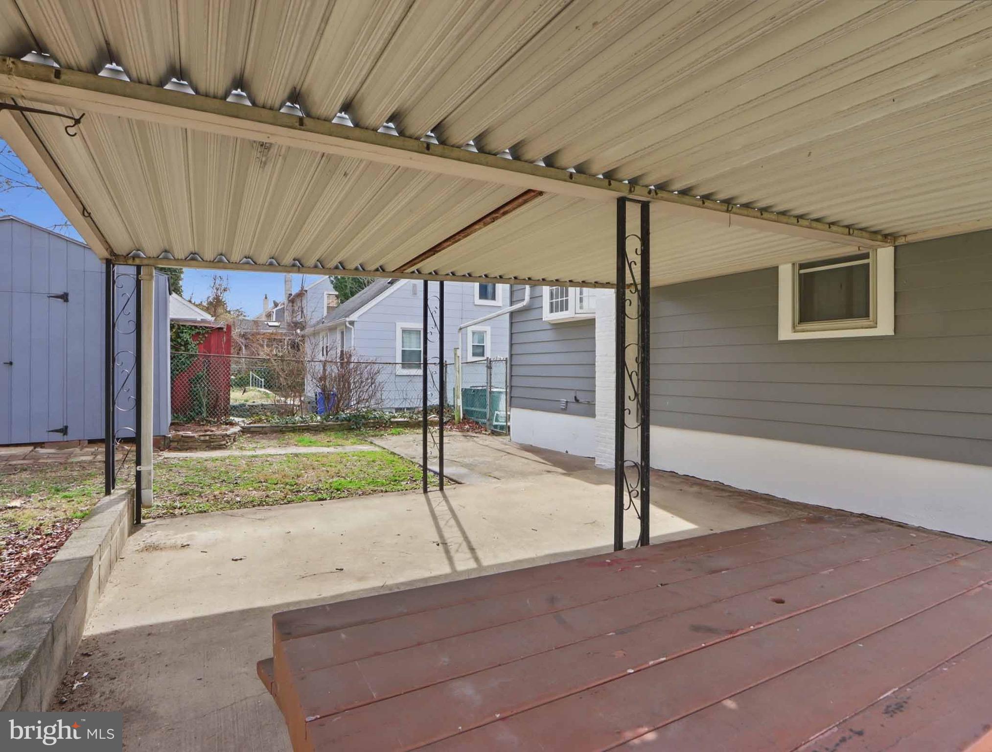 ARBUTUS - Residential