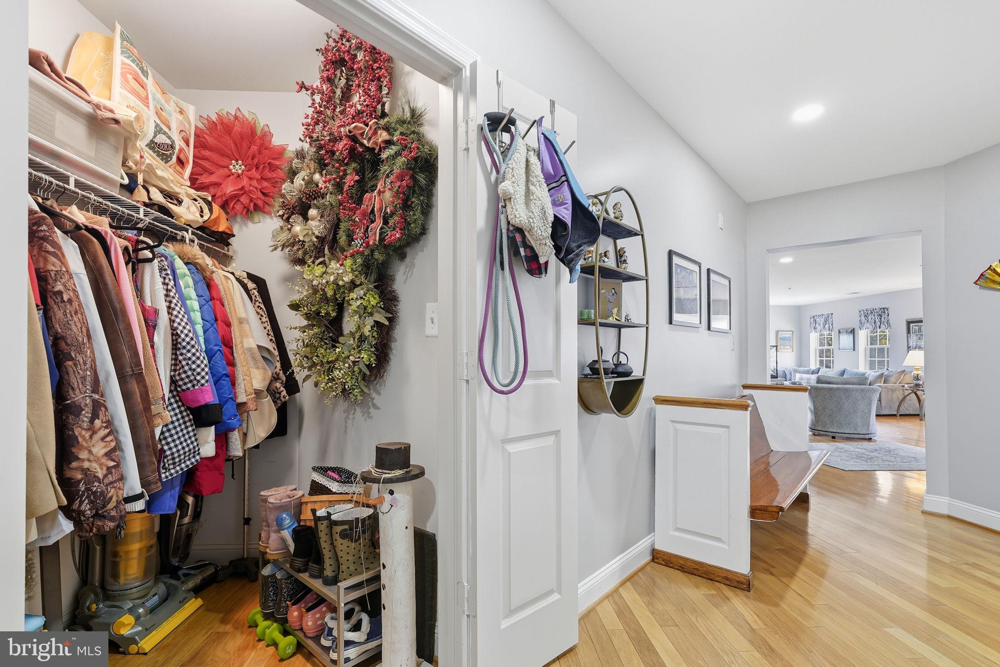 SUFFIELD MEADOWS - Residential