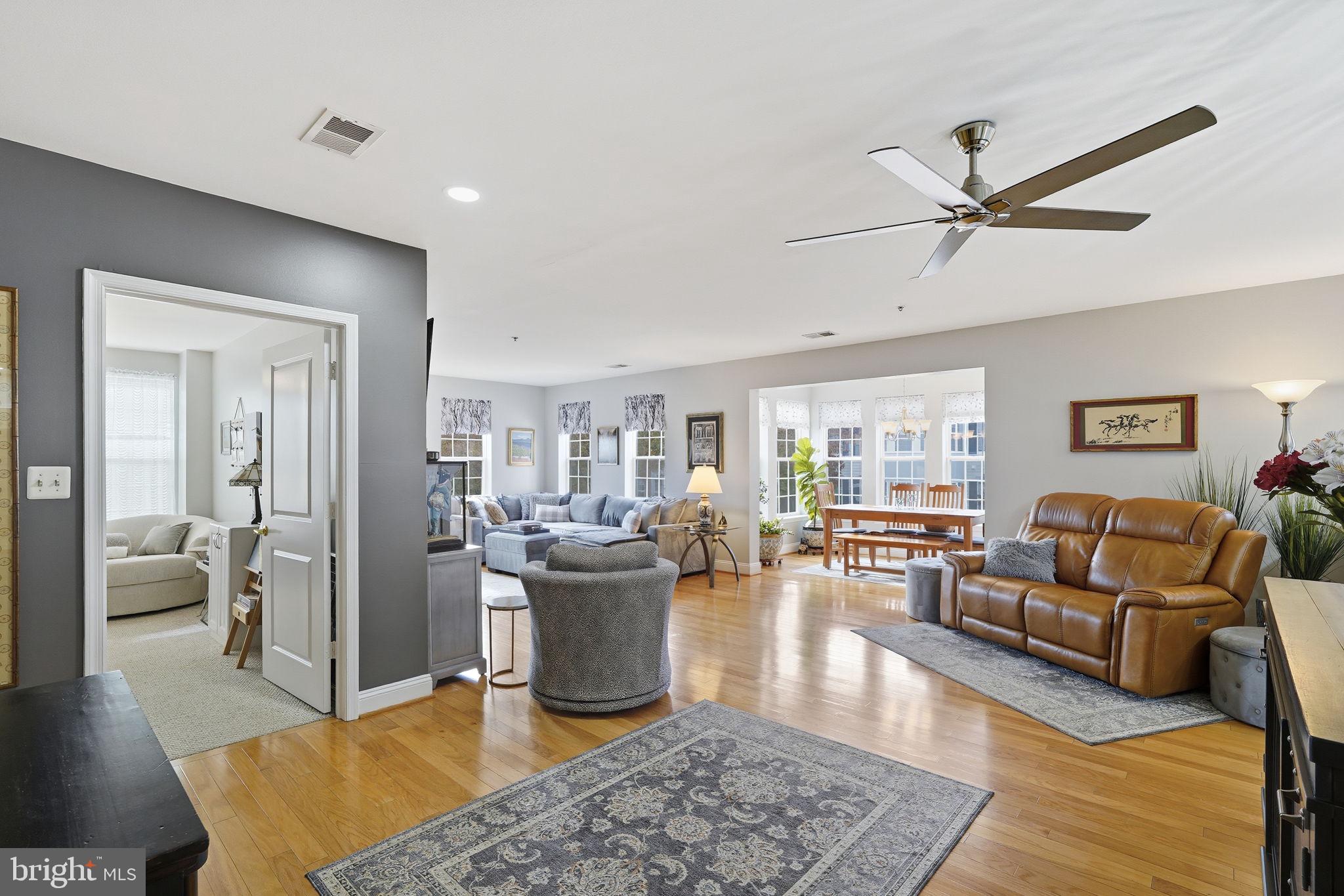 SUFFIELD MEADOWS - Residential