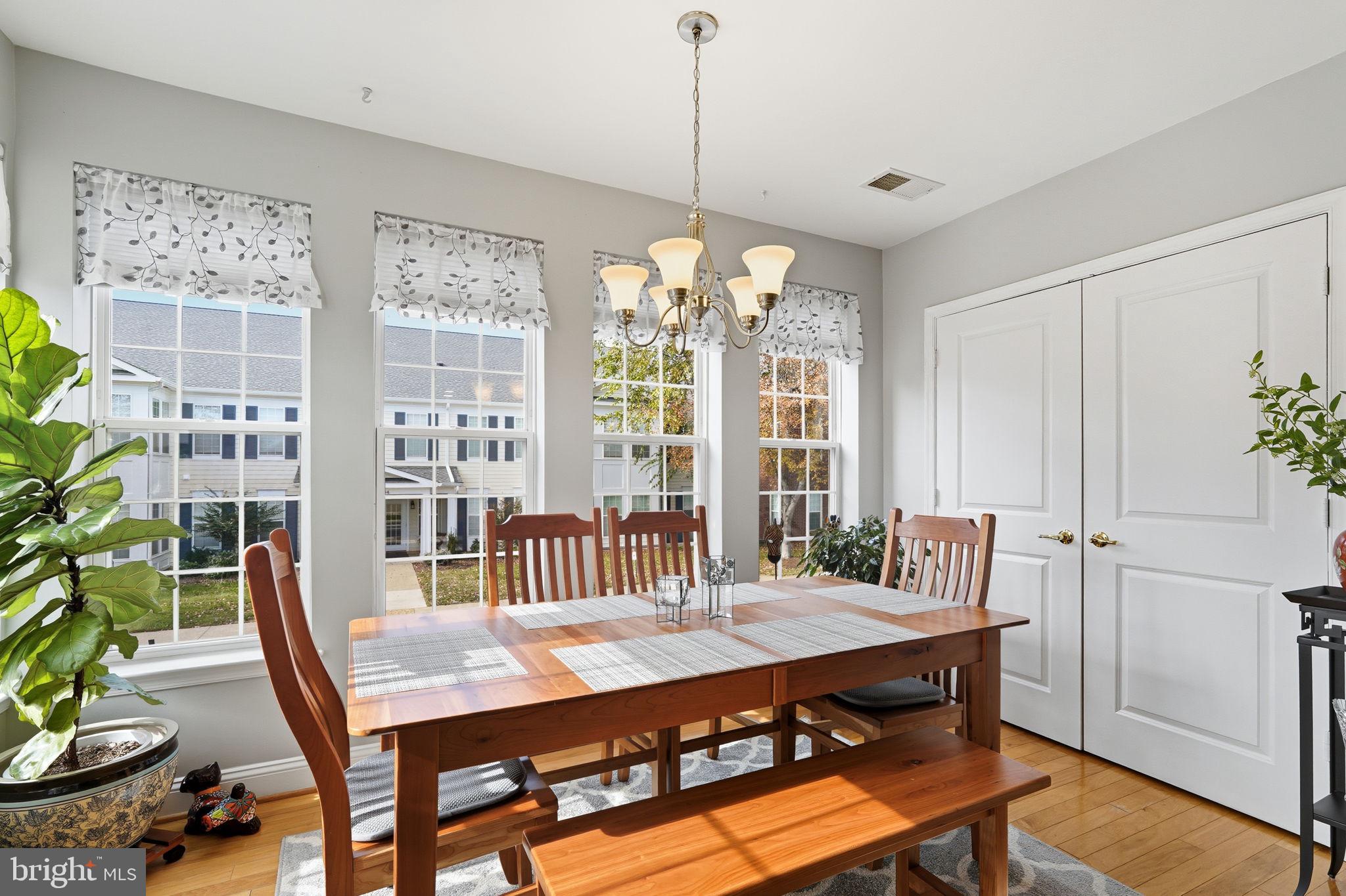 SUFFIELD MEADOWS - Residential