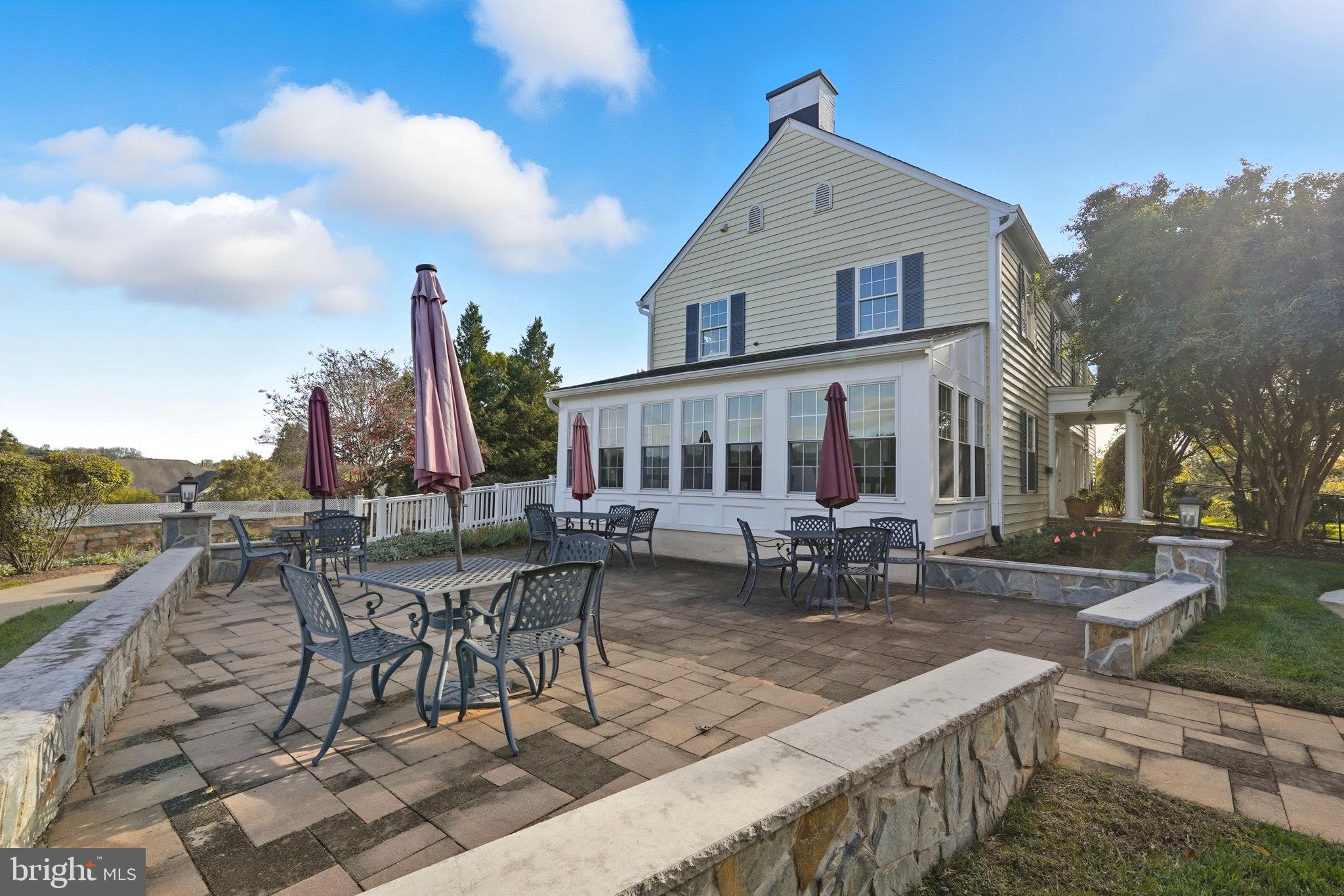 SUFFIELD MEADOWS - Residential