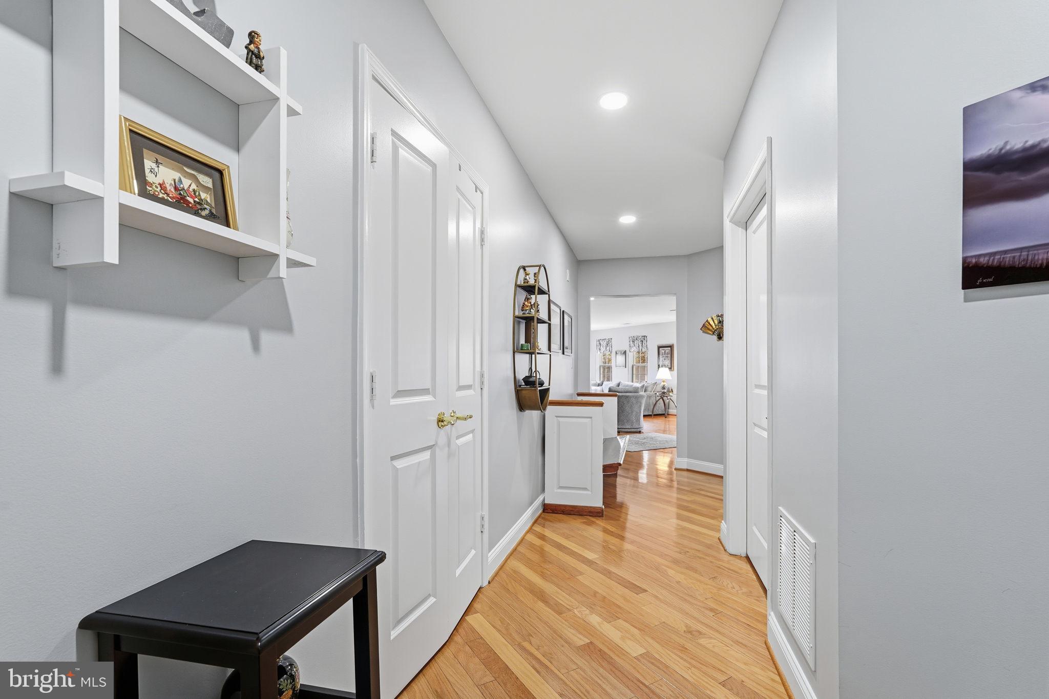 SUFFIELD MEADOWS - Residential