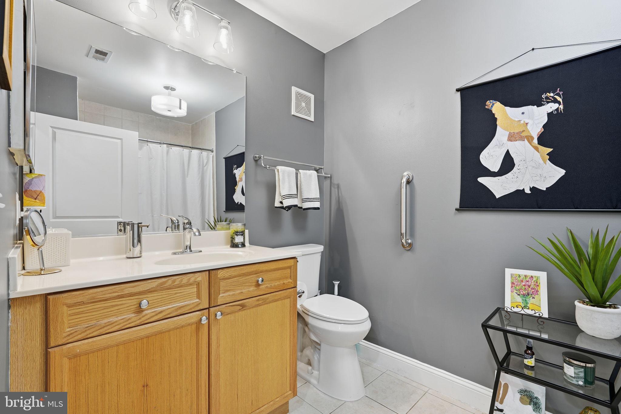 SUFFIELD MEADOWS - Residential