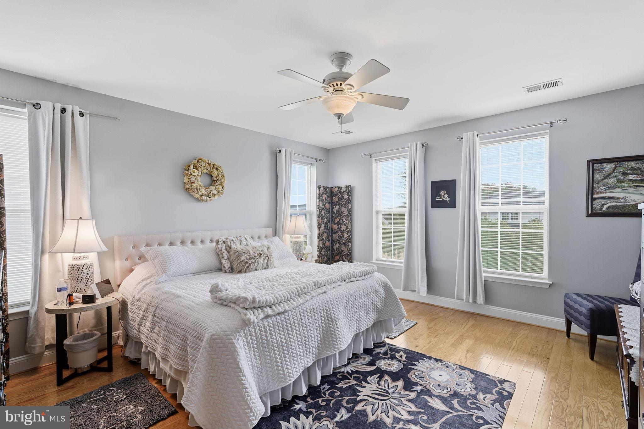 SUFFIELD MEADOWS - Residential