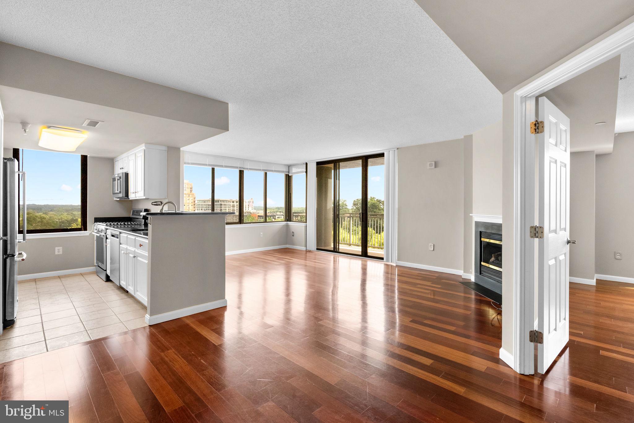 GALLERY AT WHITE FLINT - Residential Lease