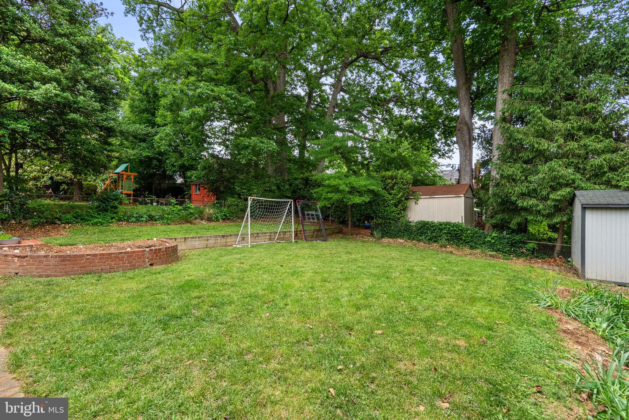 GLEN MAR PARK - Residential