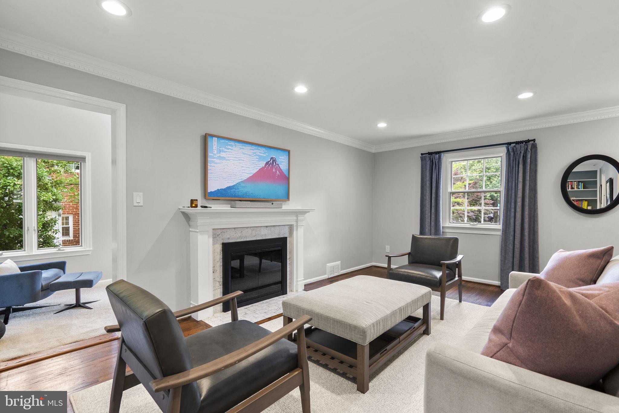 GLEN MAR PARK - Residential