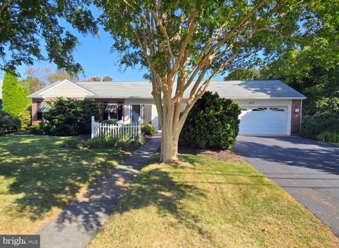 Photo of 107 E Hoffecker Street, MIDDLETOWN, DE 19709 (MLS # DENC2089534)