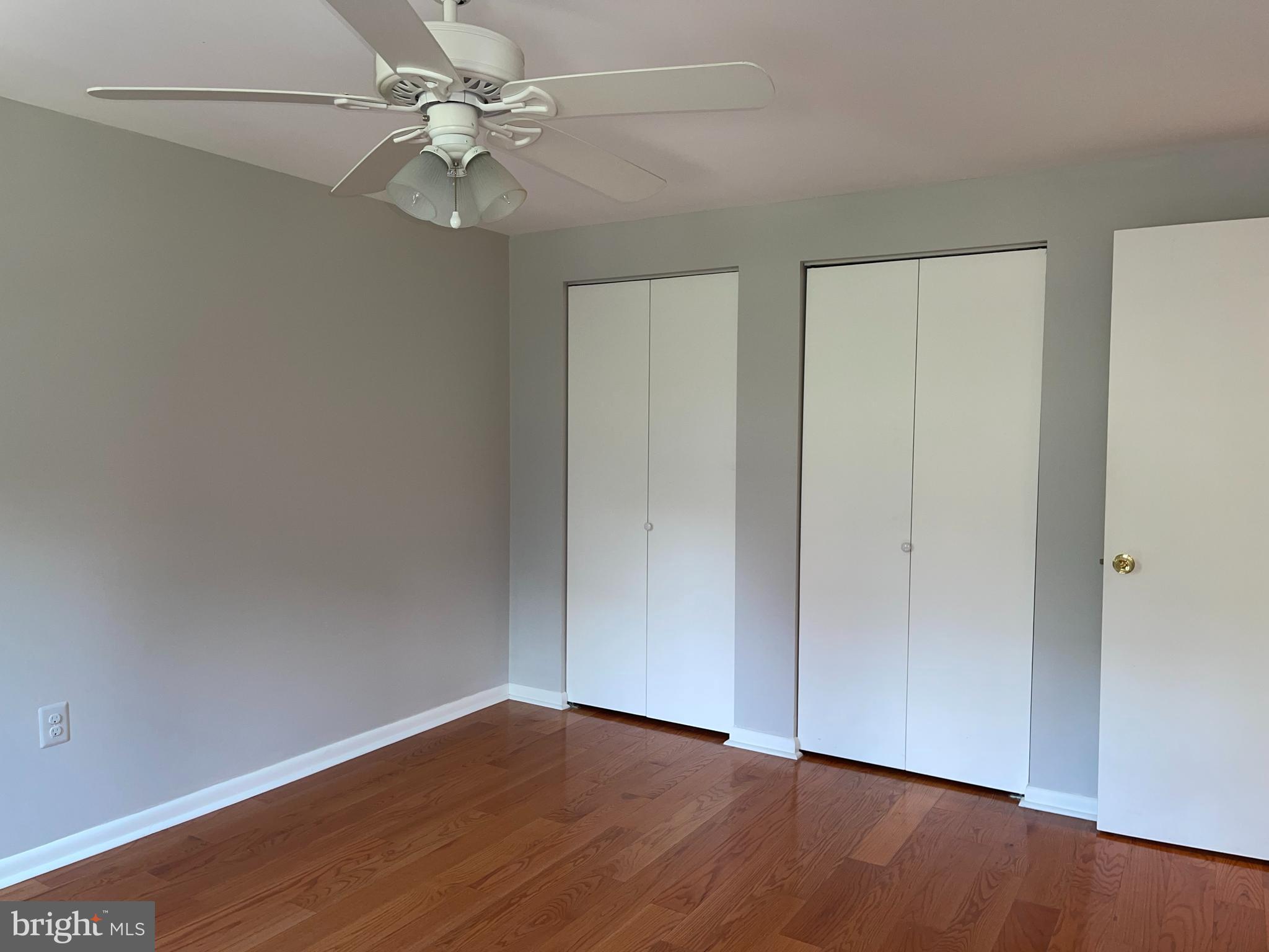 QUEEN VILLAGE - Residential Lease