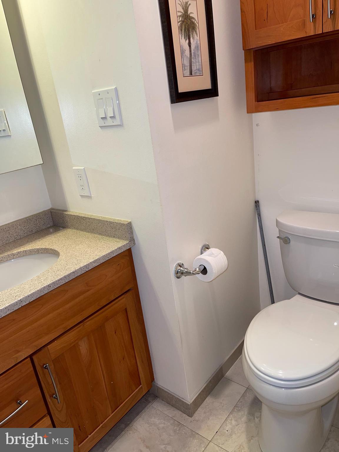 QUEEN VILLAGE - Residential Lease