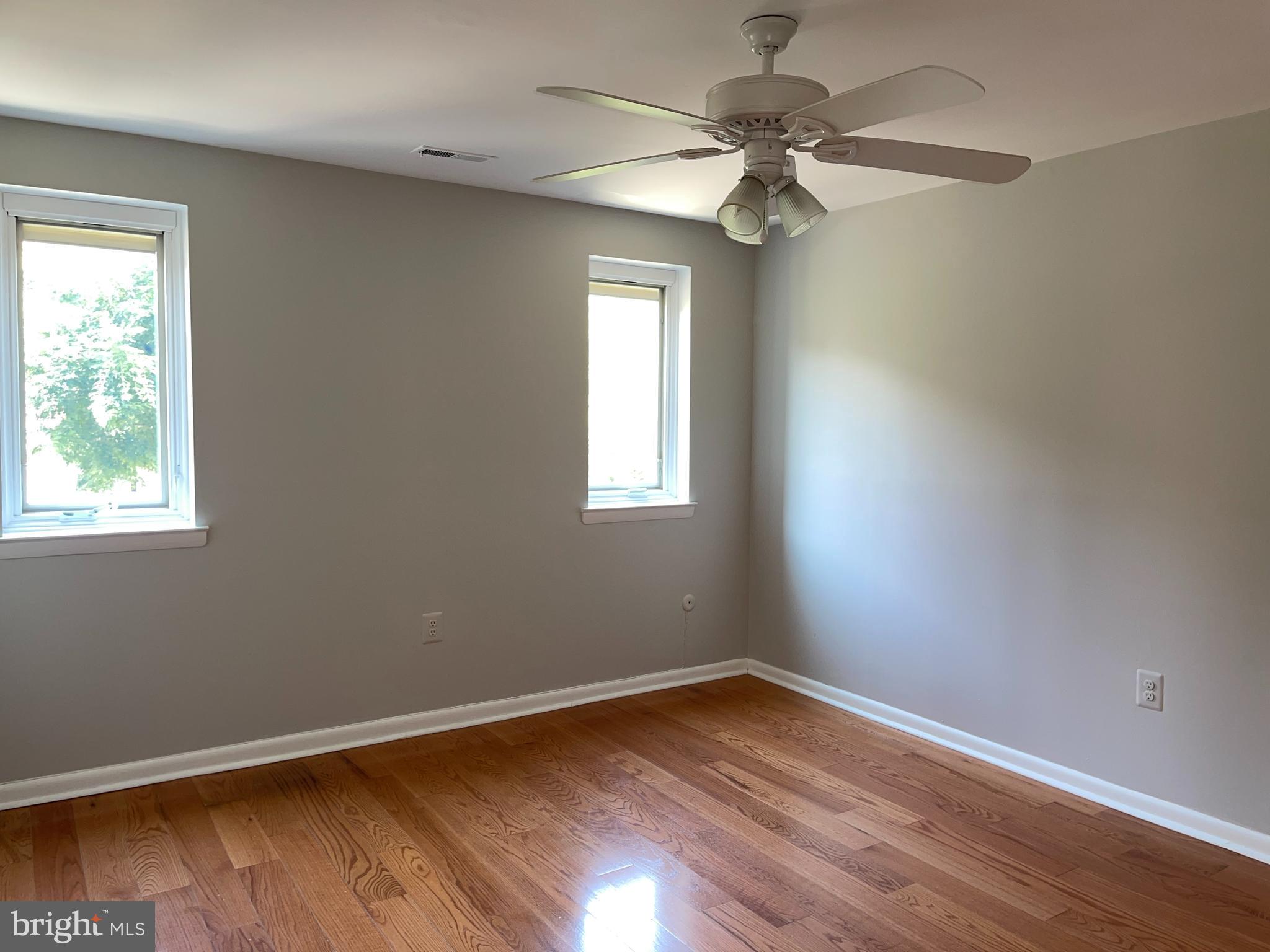 QUEEN VILLAGE - Residential Lease