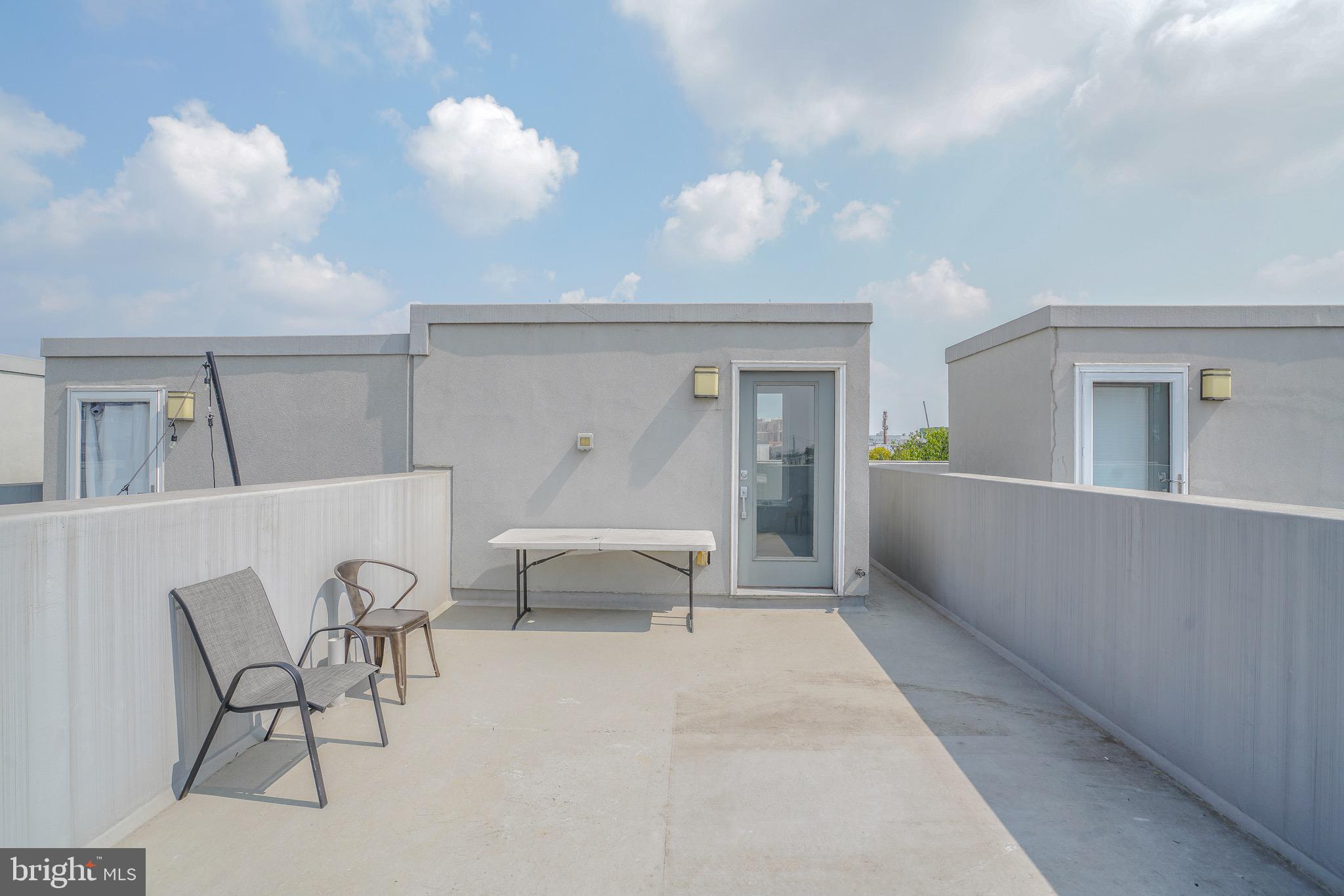 OLDE KENSINGTON - Residential Lease