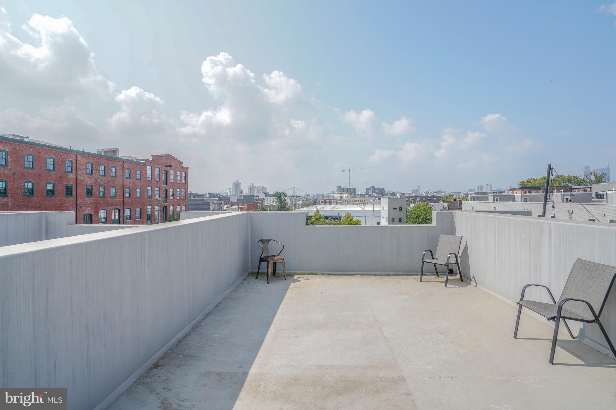 OLDE KENSINGTON - Residential Lease