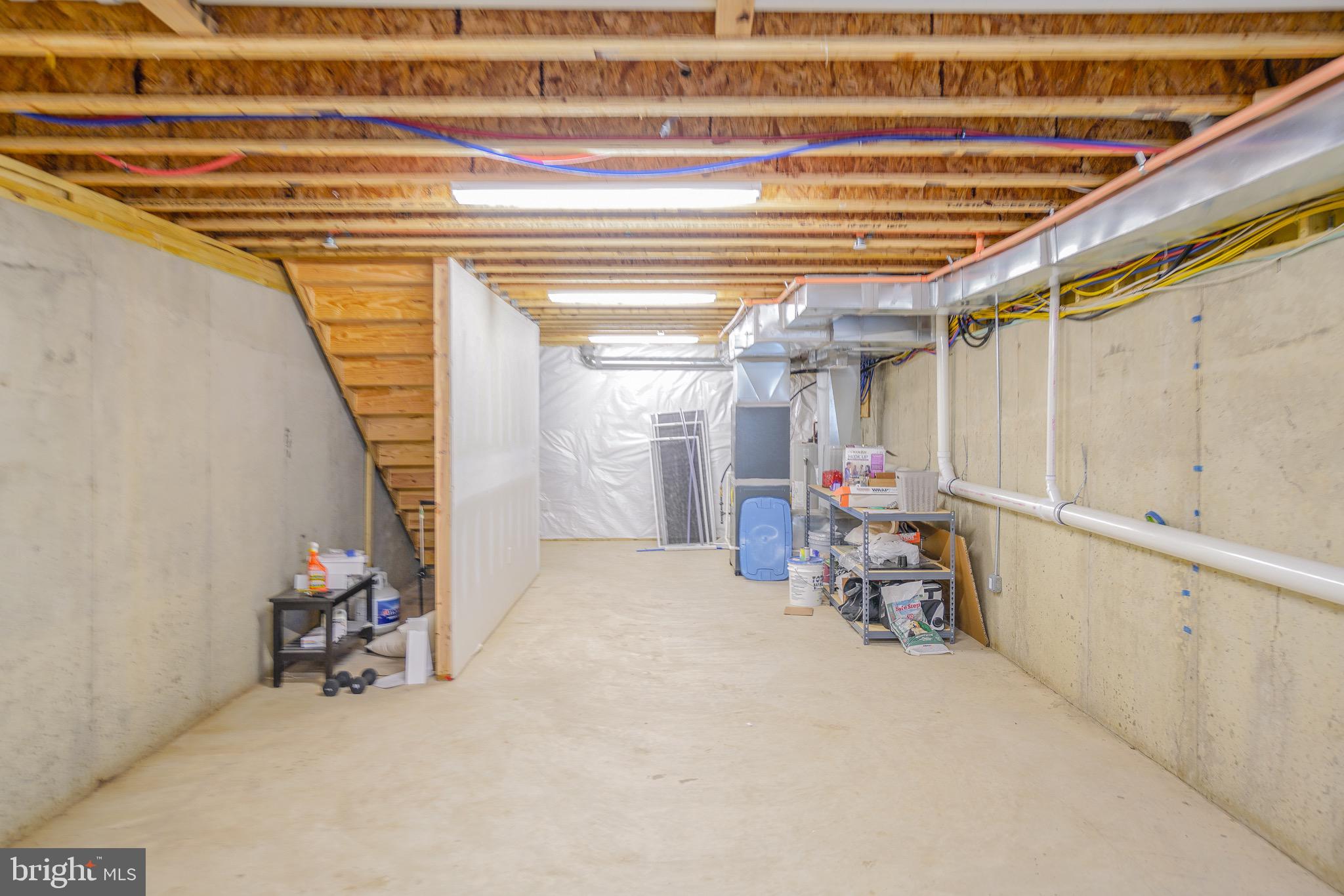 OLDE KENSINGTON - Residential Lease