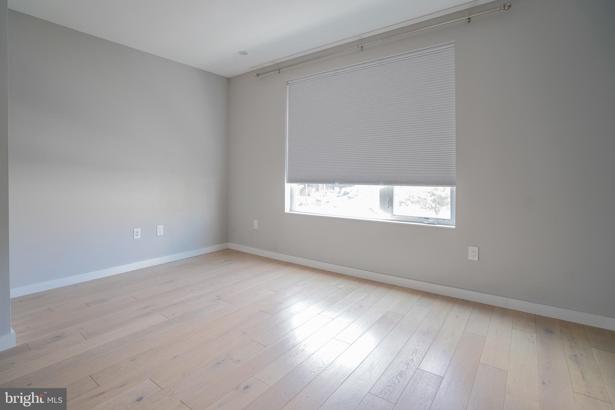 OLDE KENSINGTON - Residential Lease