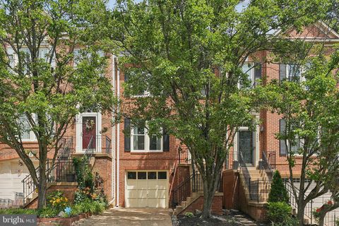 5562 JOWETT COURT ALEXANDRIA VA 22315