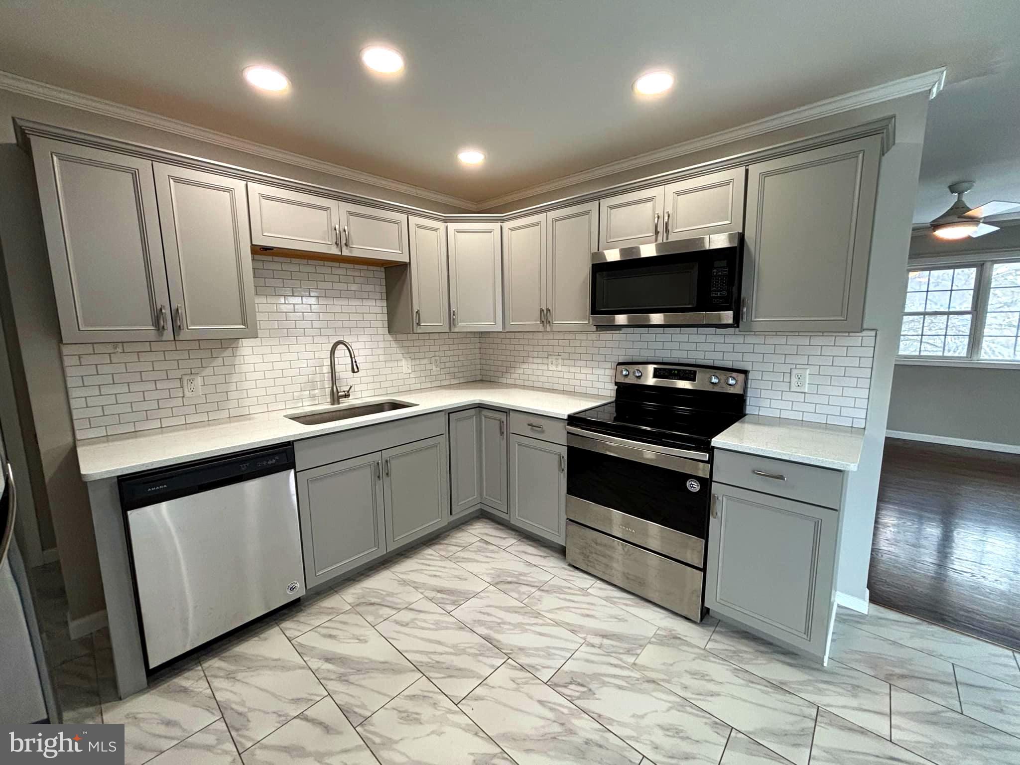 POWNALLS  PARADISE ADDITION - Residential