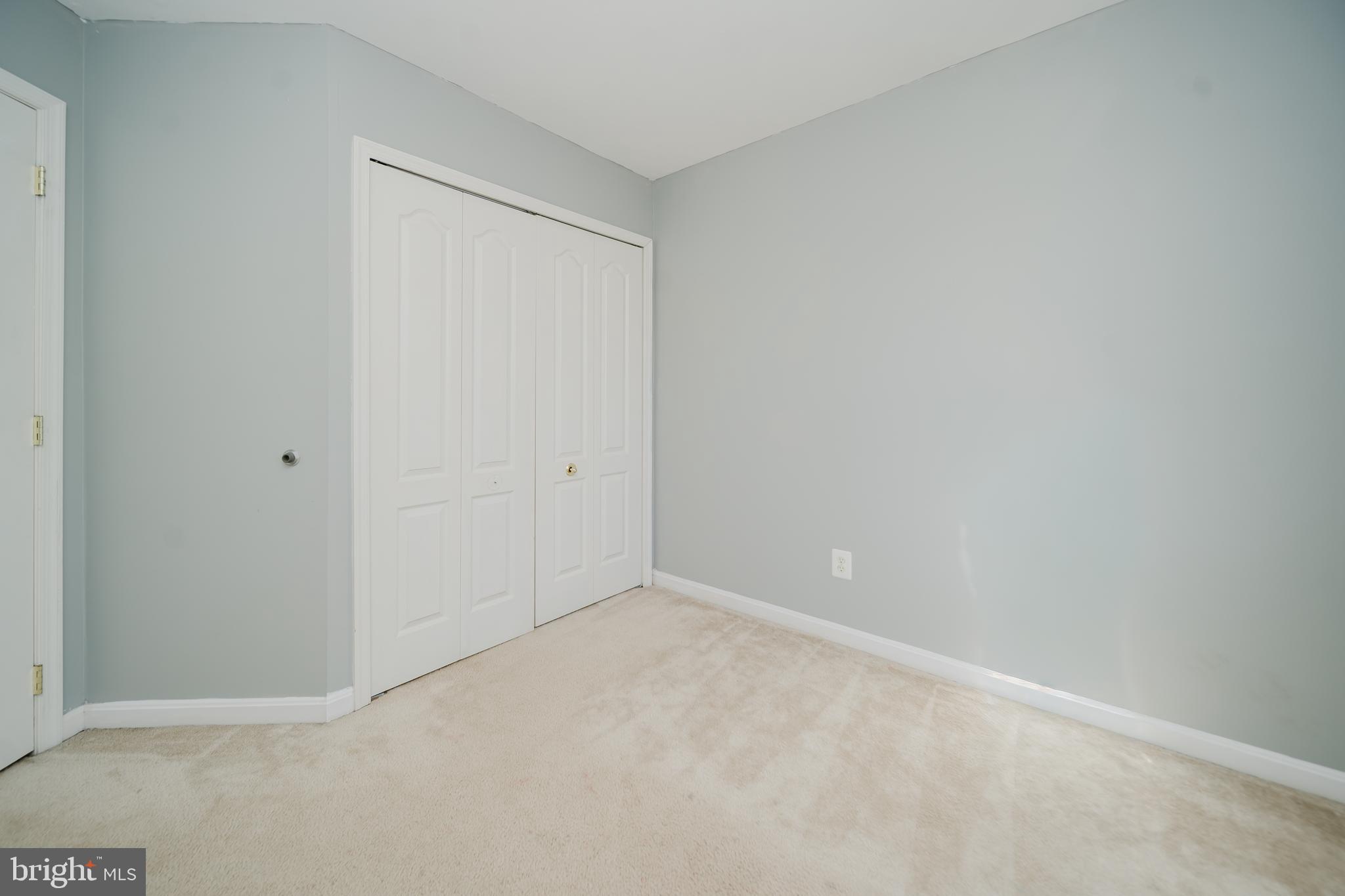 MONMOUTH MEADOWS - Residential Lease