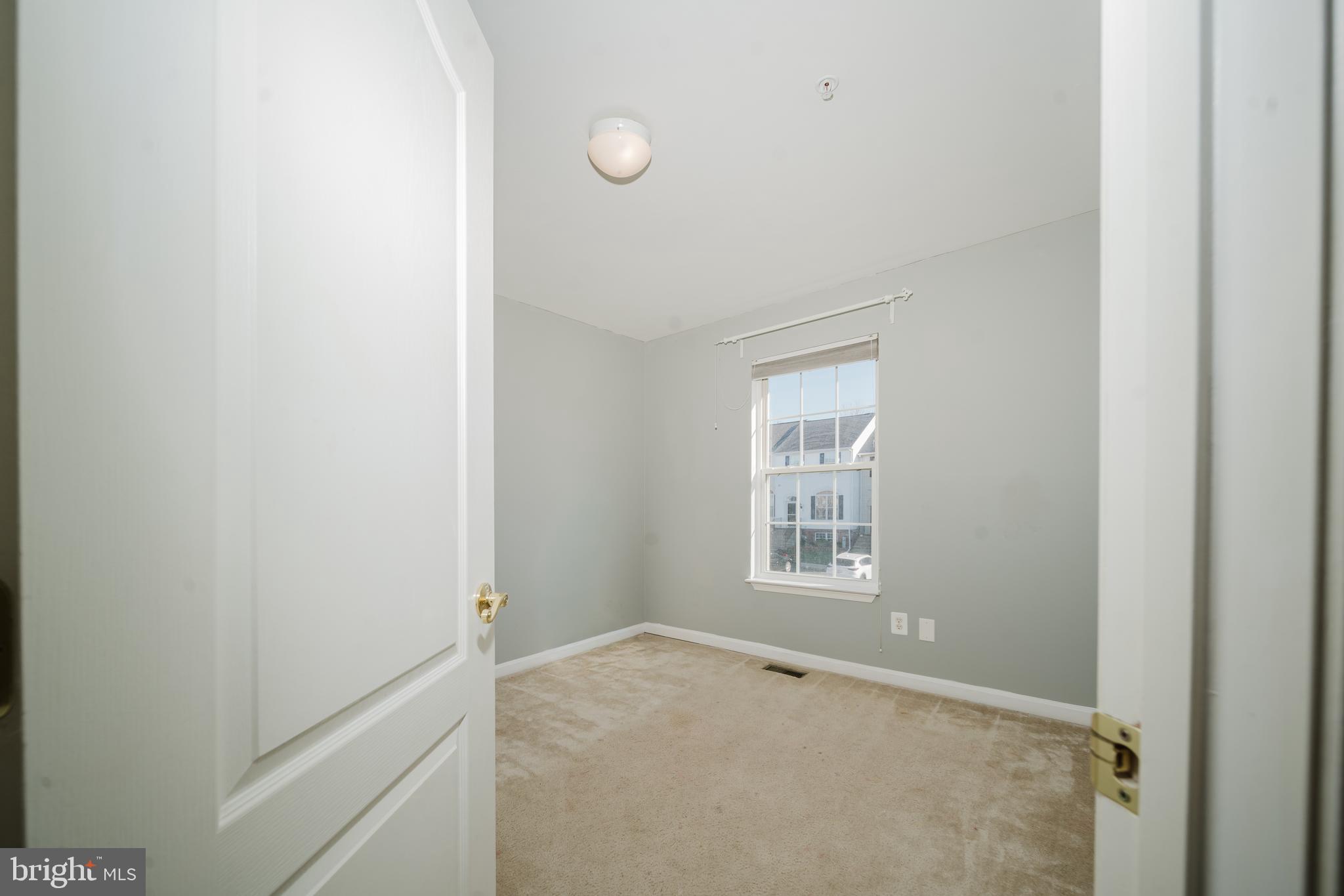 MONMOUTH MEADOWS - Residential Lease