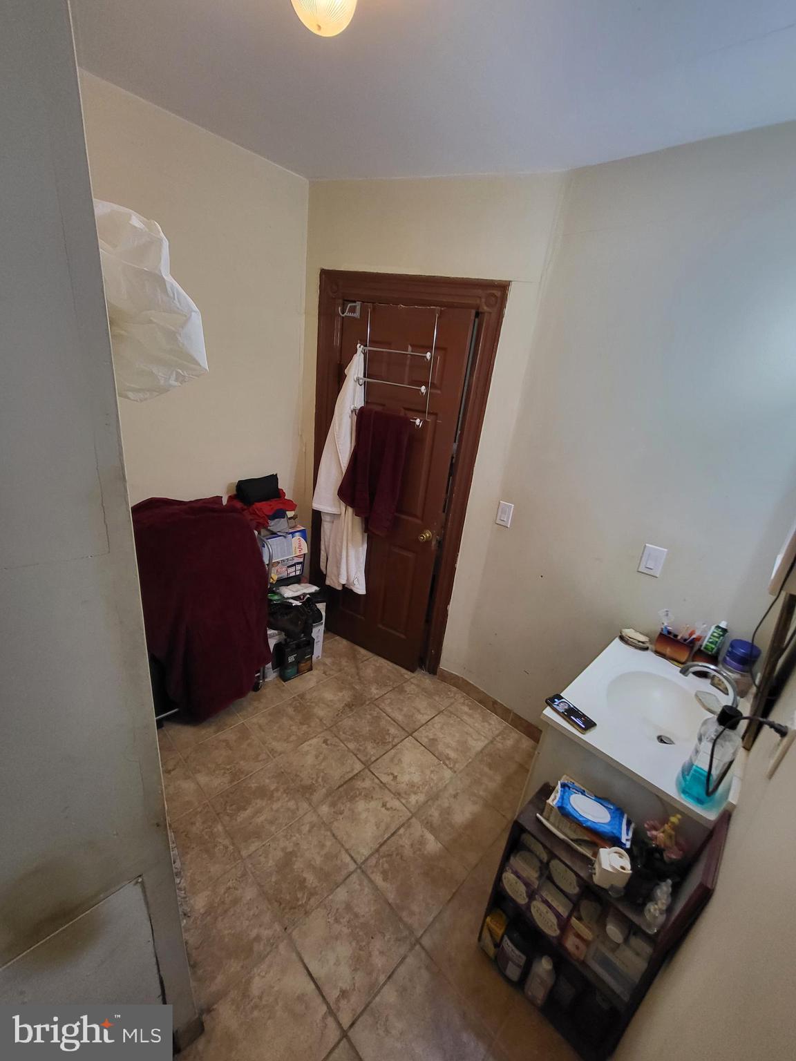 NICETOWN-TIOGA - Residential Lease