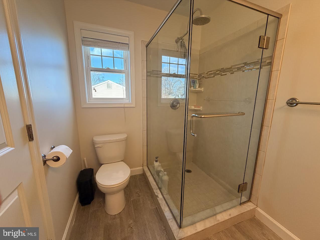 WOODLAND BEACH - Residential