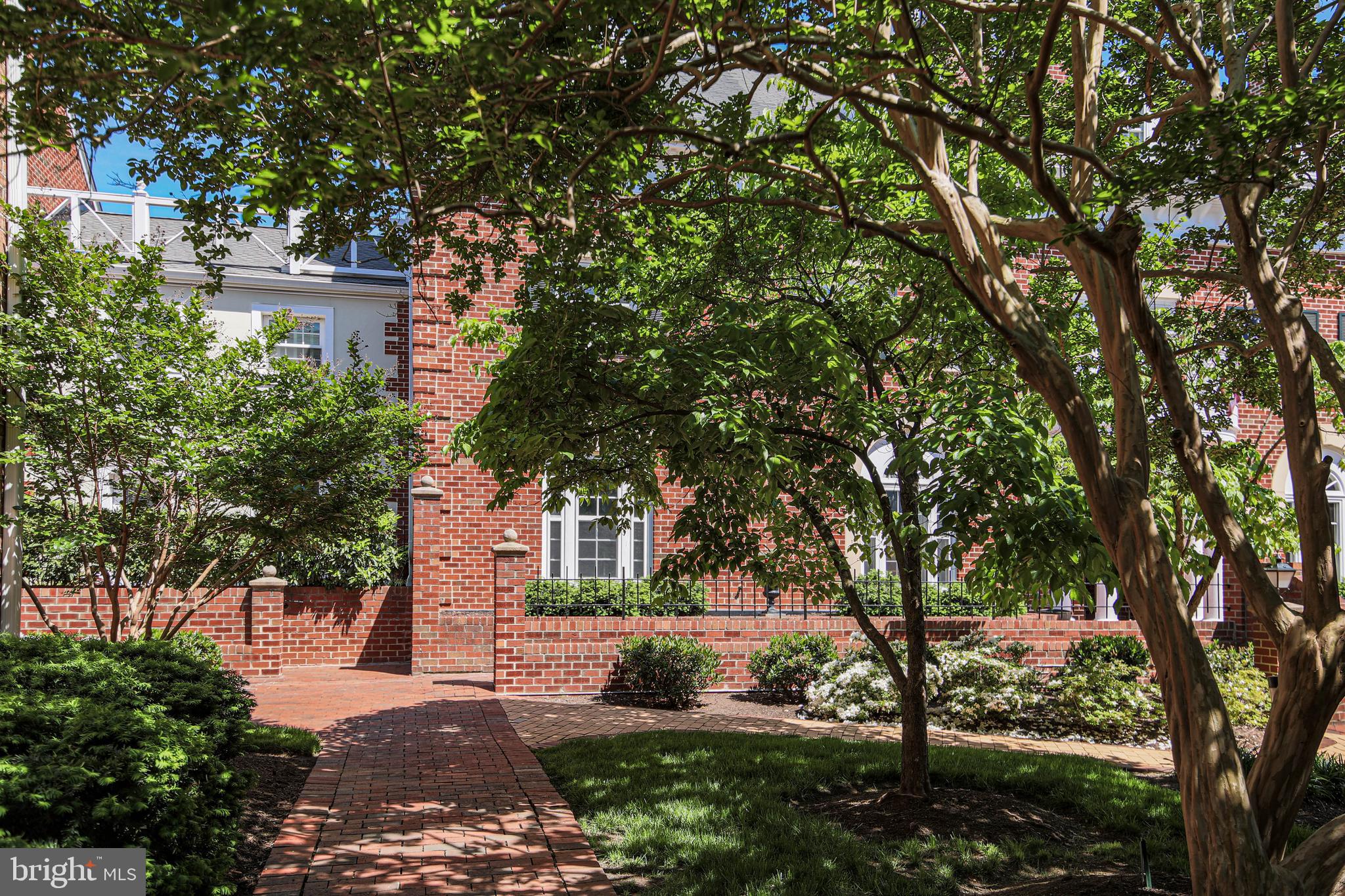 WATERGATE OF ALEXANDRIA - Residential