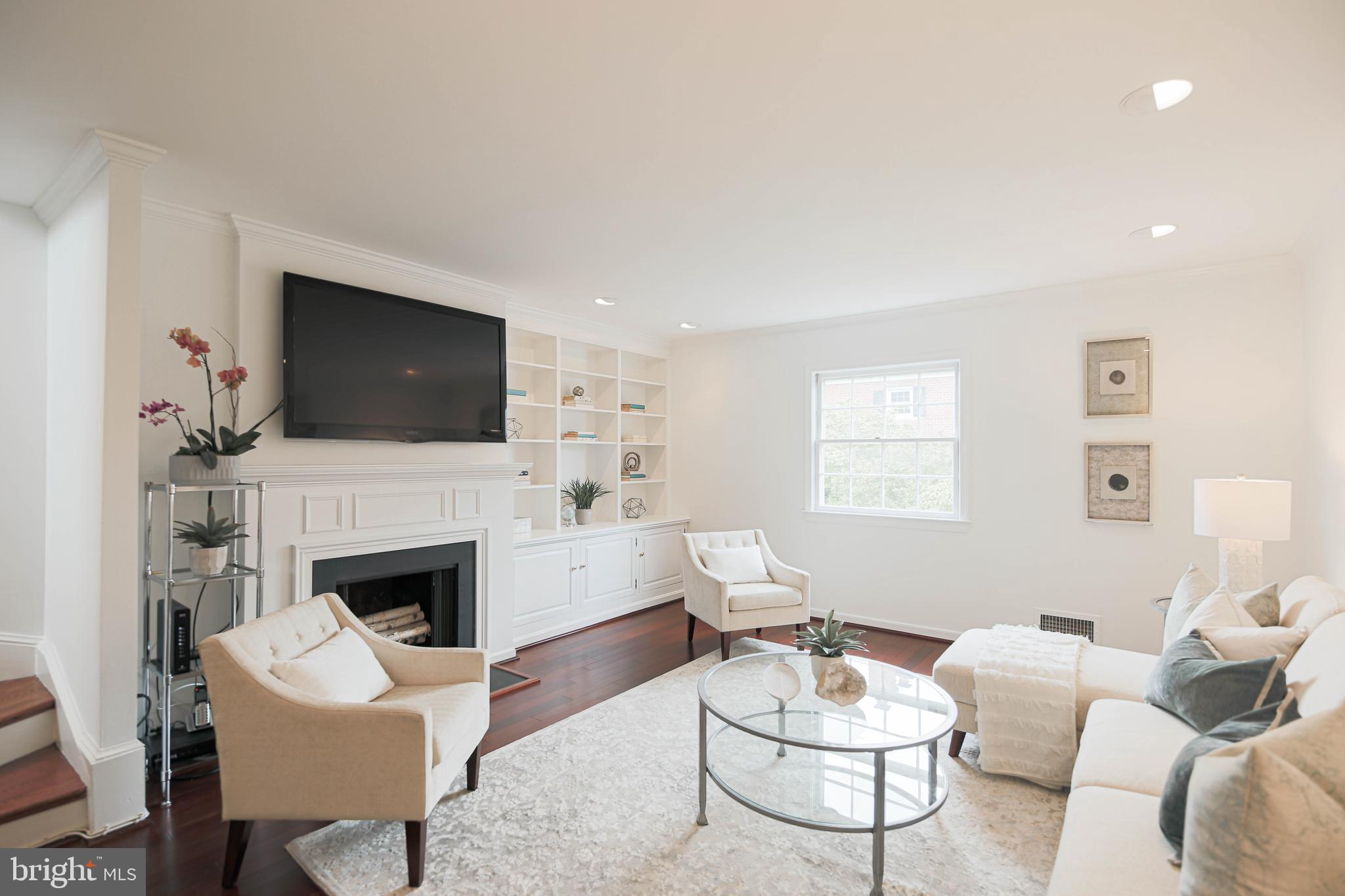 WATERGATE OF ALEXANDRIA - Residential