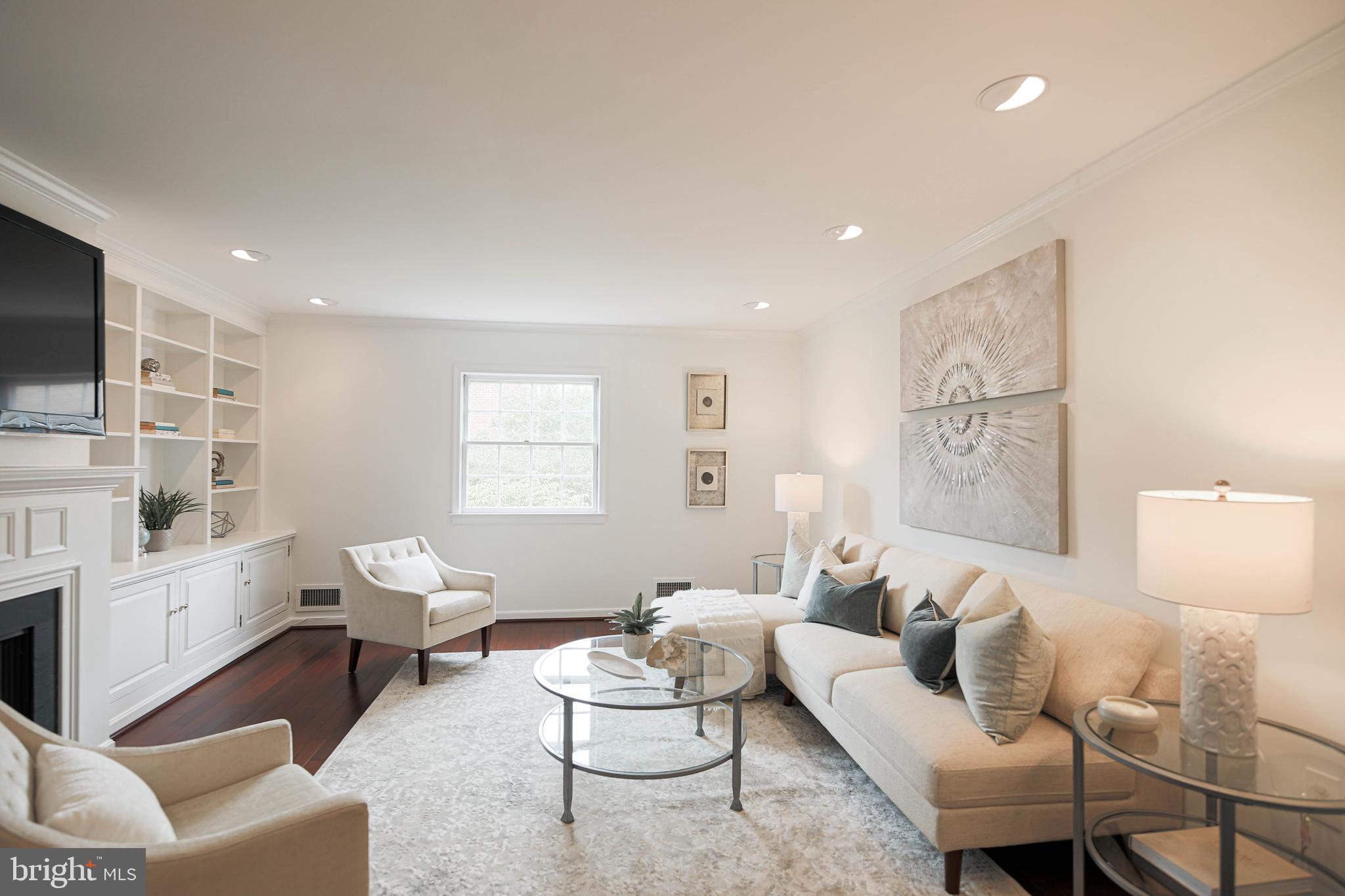 WATERGATE OF ALEXANDRIA - Residential