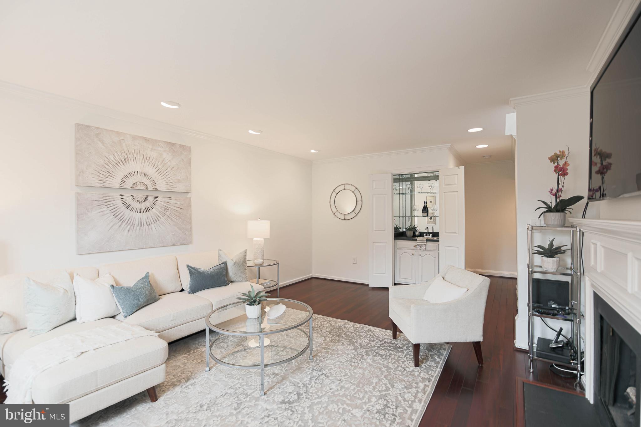 WATERGATE OF ALEXANDRIA - Residential