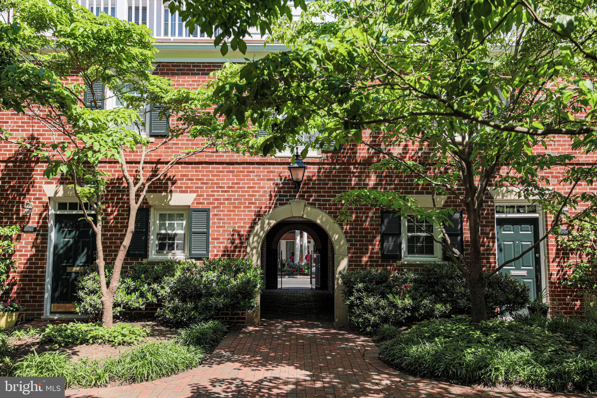 WATERGATE OF ALEXANDRIA - Residential