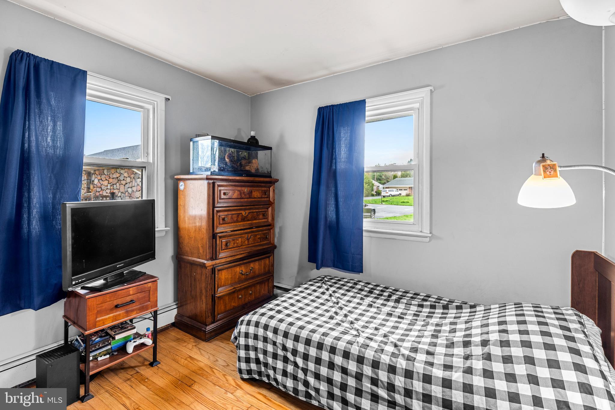 GLEN MOORE - Residential