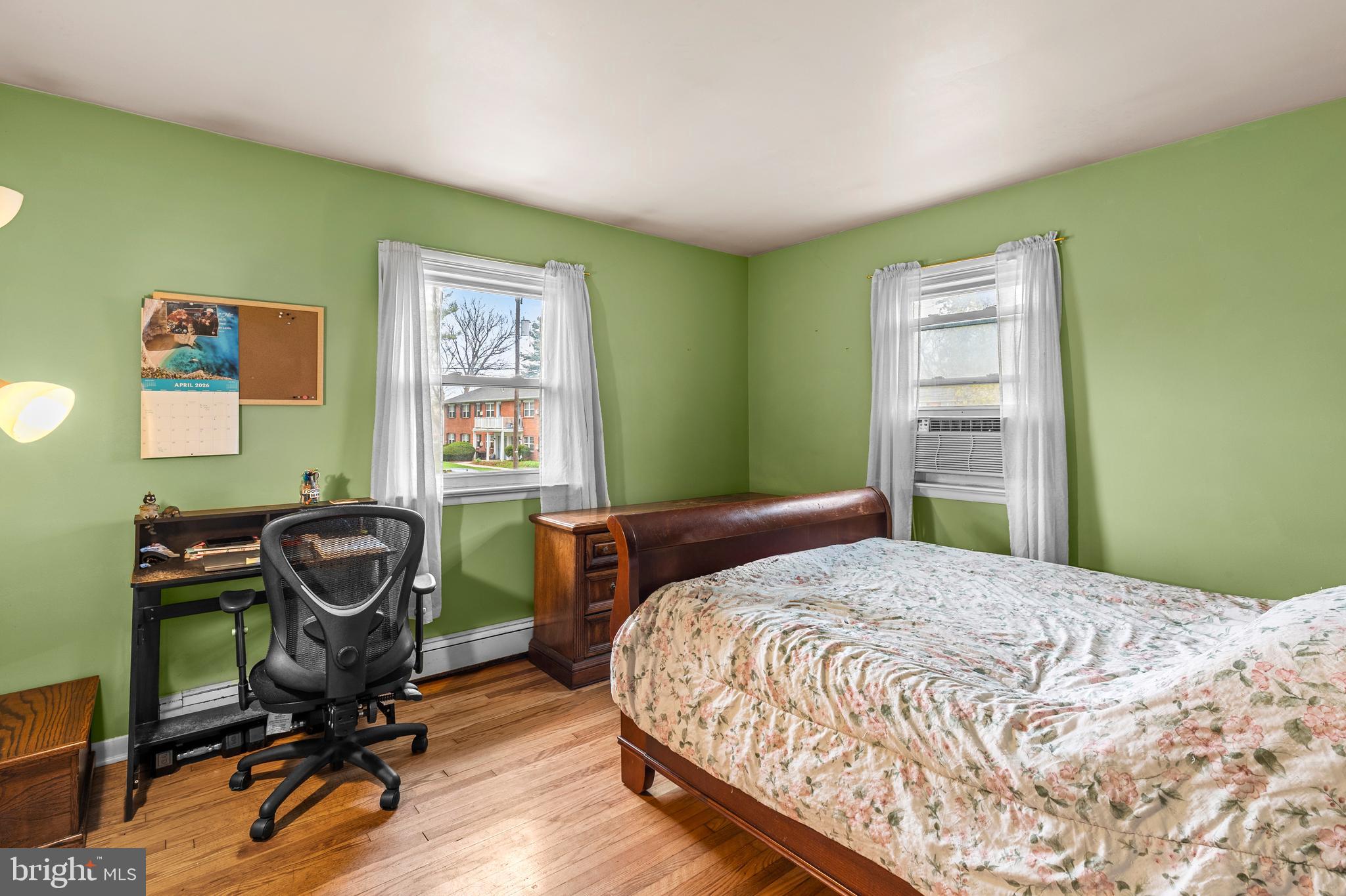 GLEN MOORE - Residential