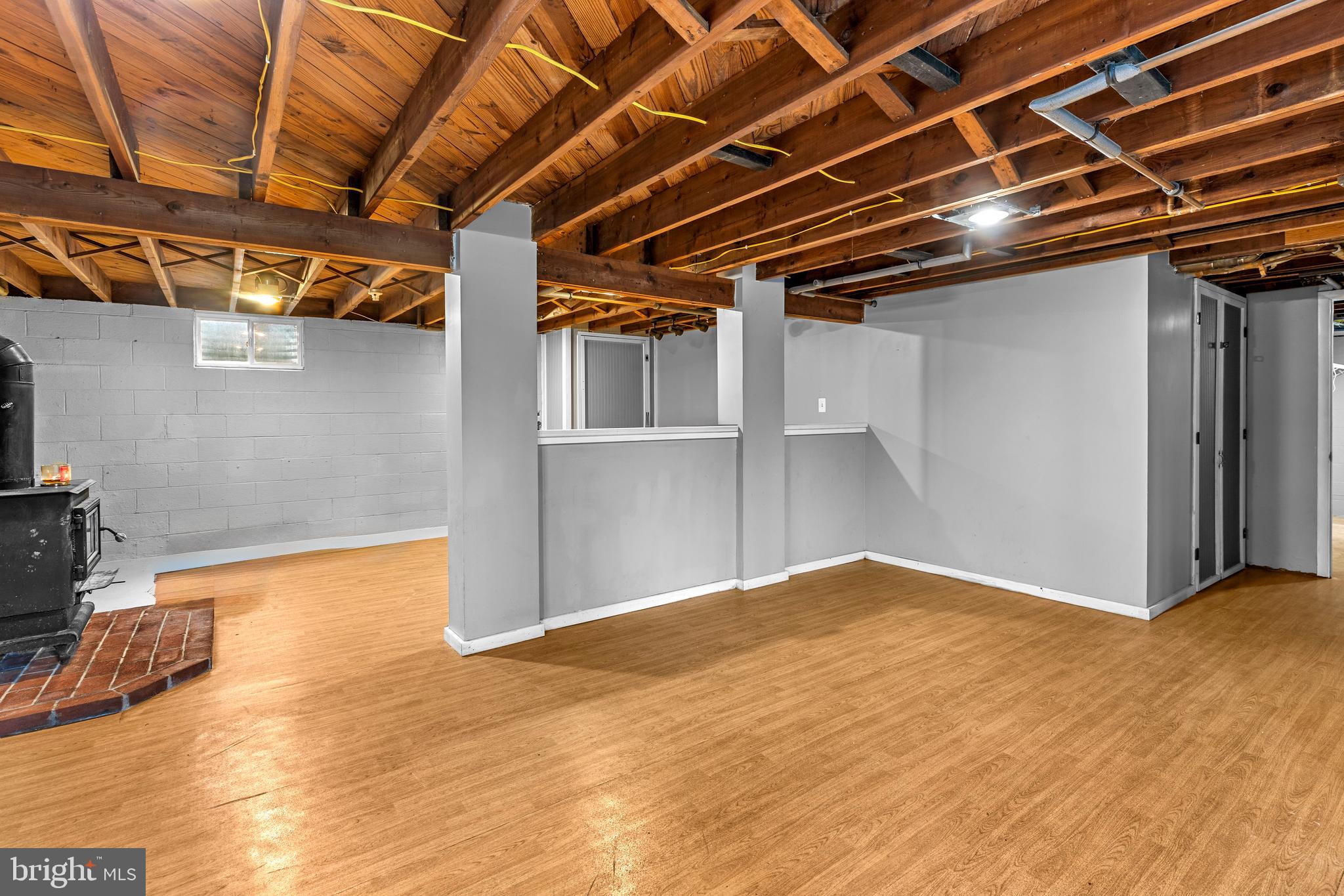 GLEN MOORE - Residential