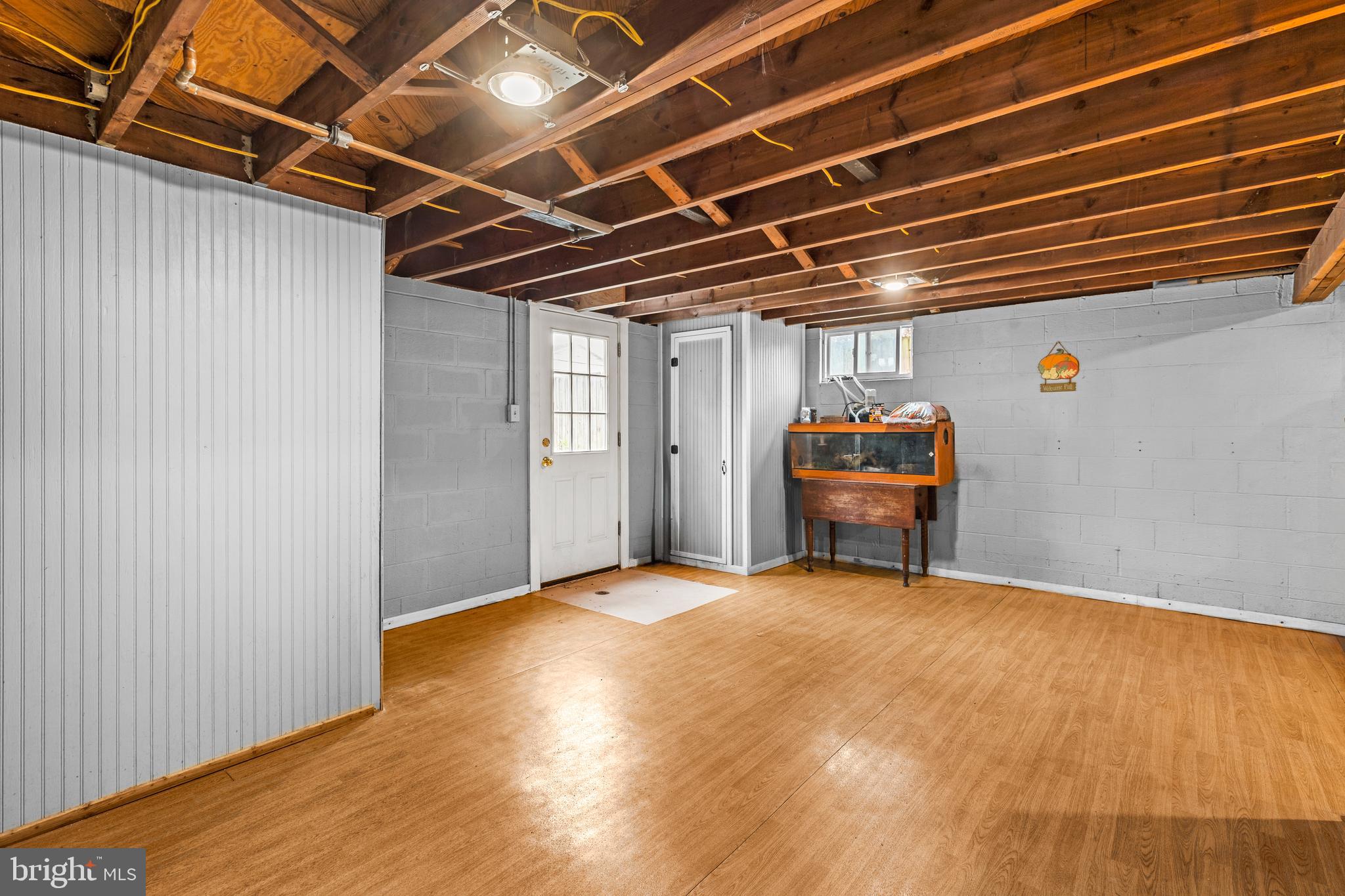 GLEN MOORE - Residential