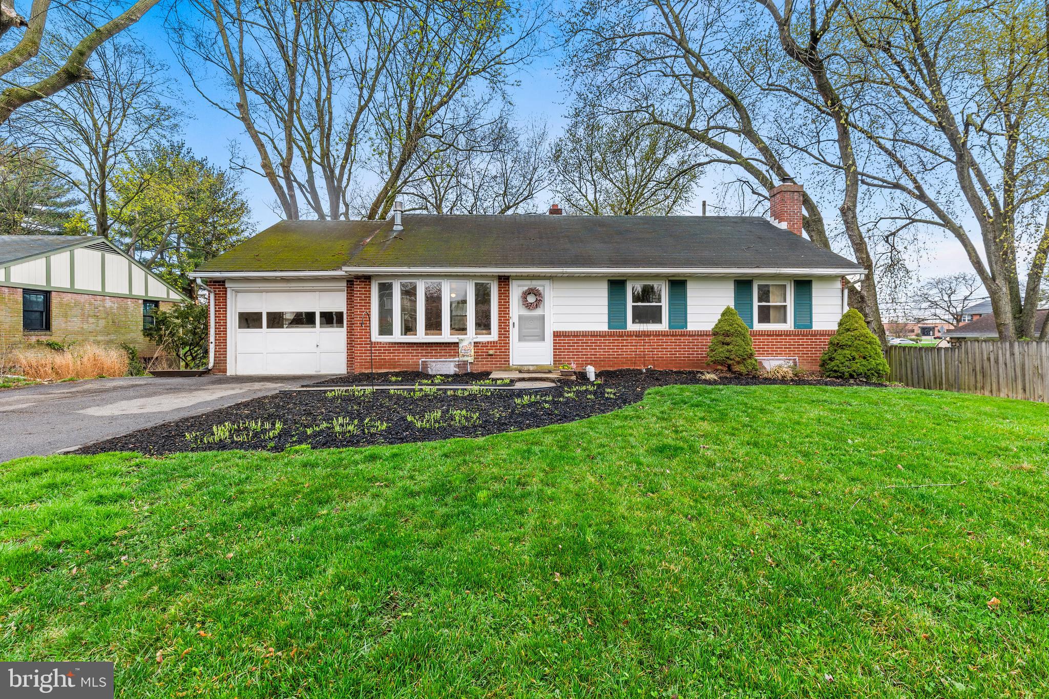 1444 GLEN MOORE CIRCLE