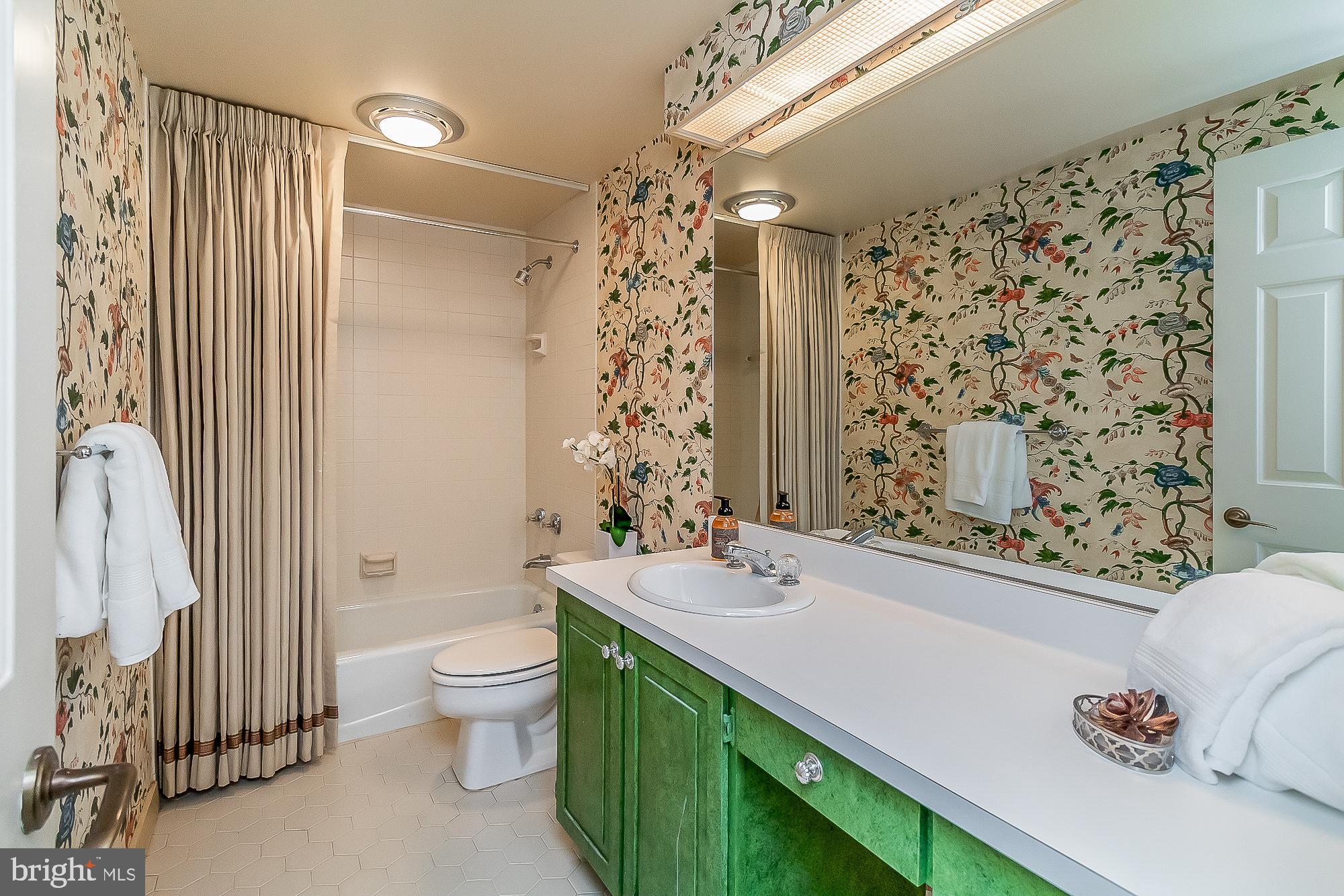 ROCKLAND - Residential