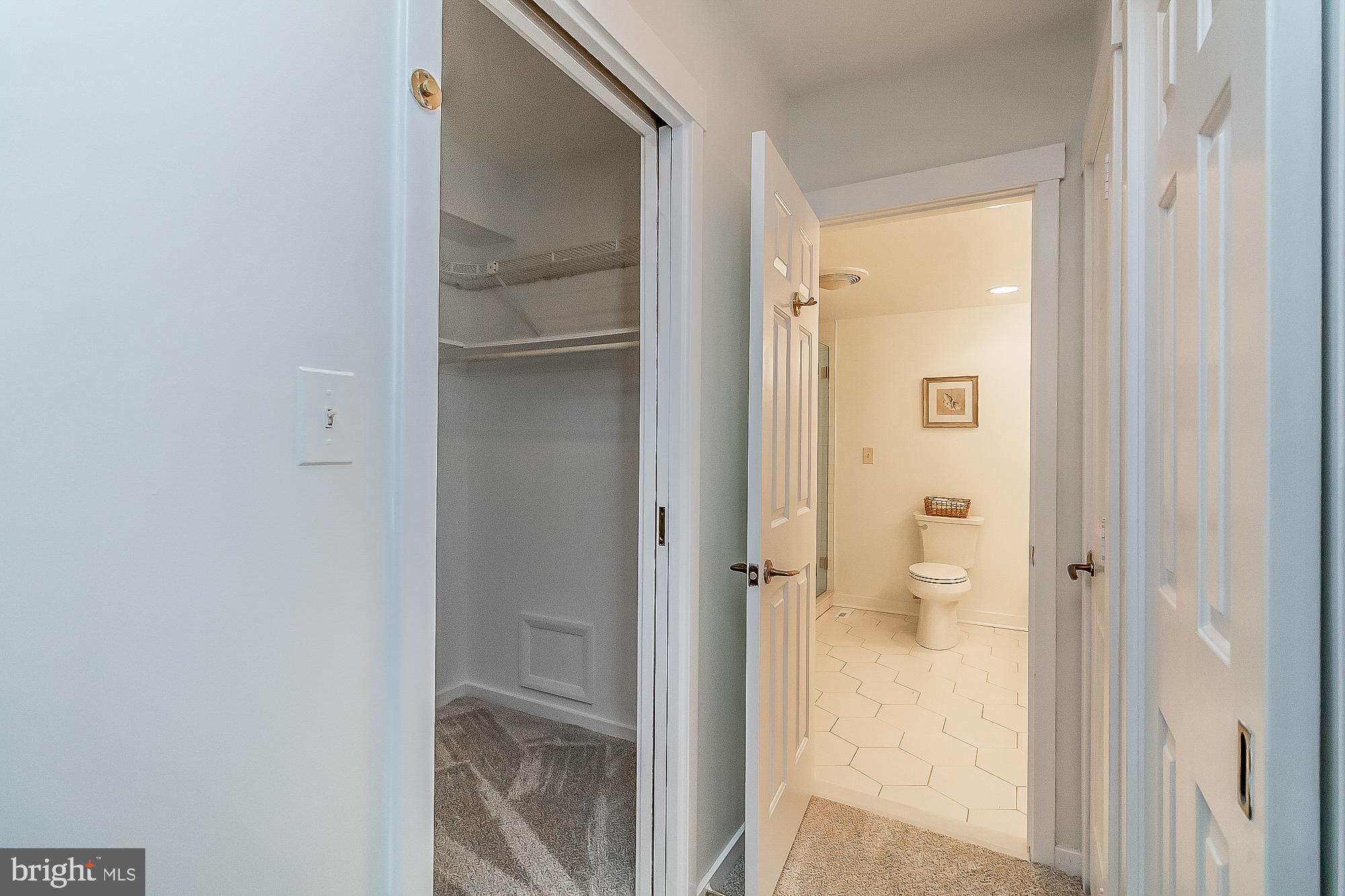 ROCKLAND - Residential